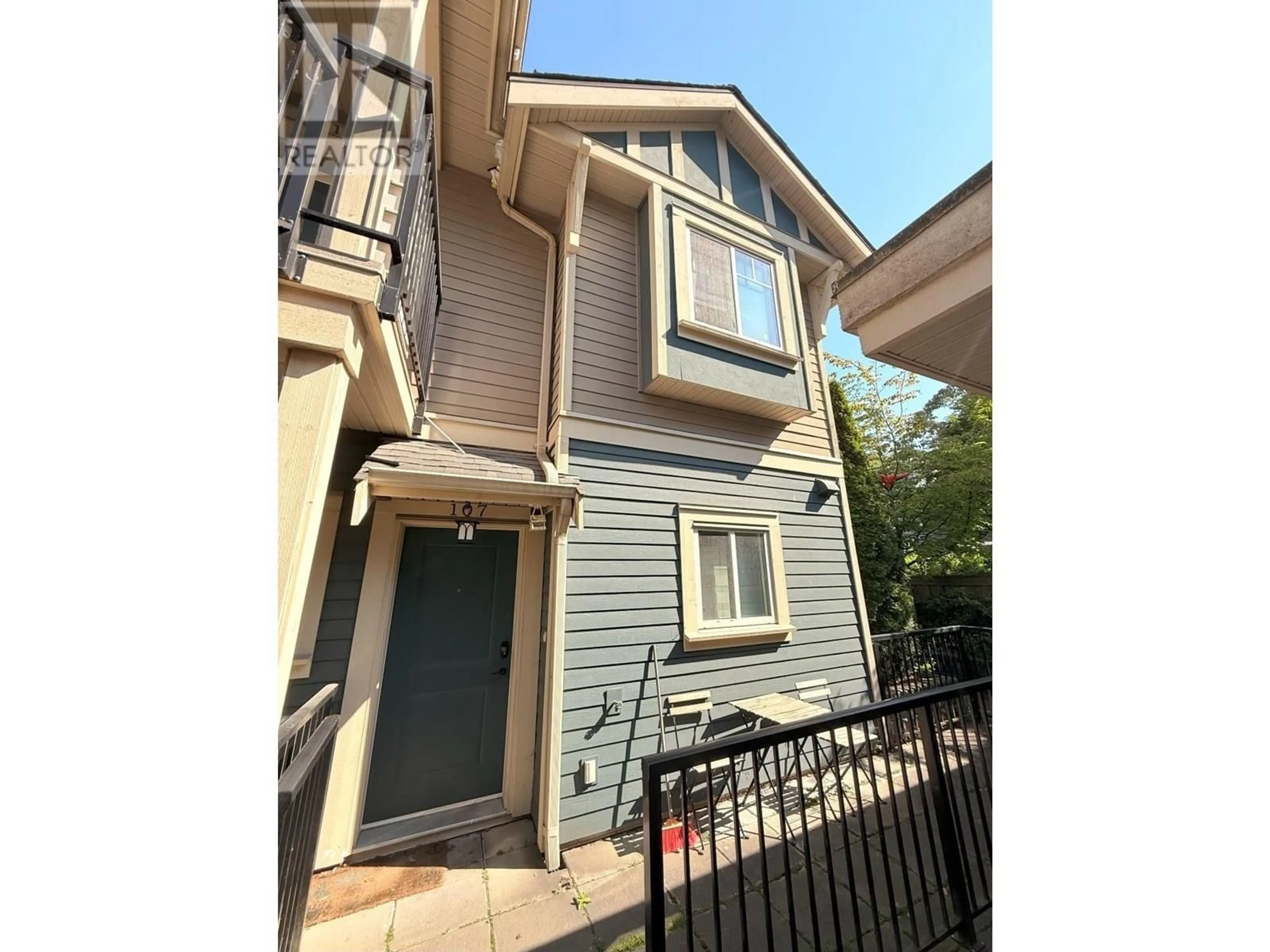 Unknown for 107 - 7168 STRIDE AVENUE, Burnaby British Columbia V3N1T7
