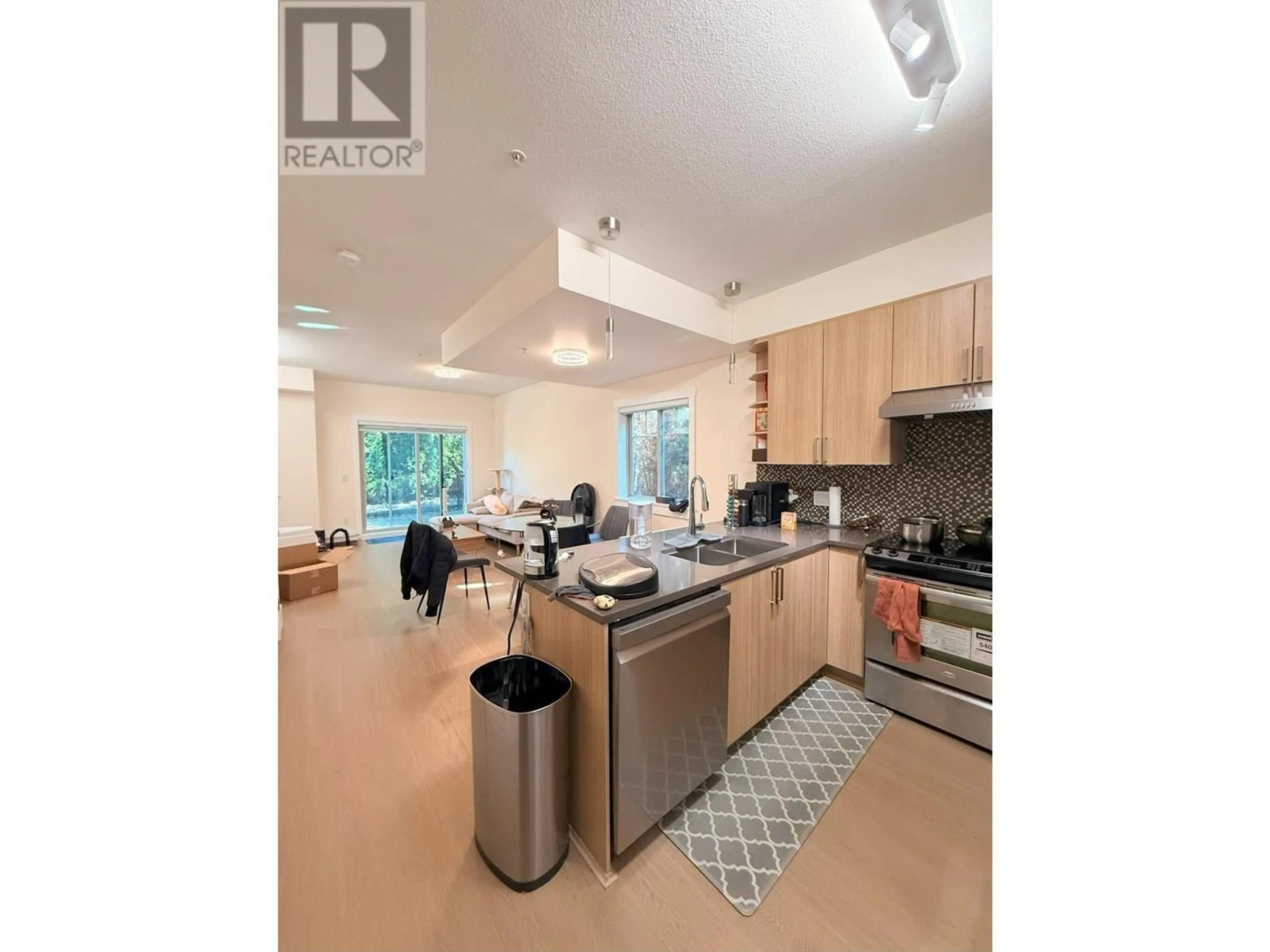 Open concept kitchen, unknown for 107 - 7168 STRIDE AVENUE, Burnaby British Columbia V3N1T7