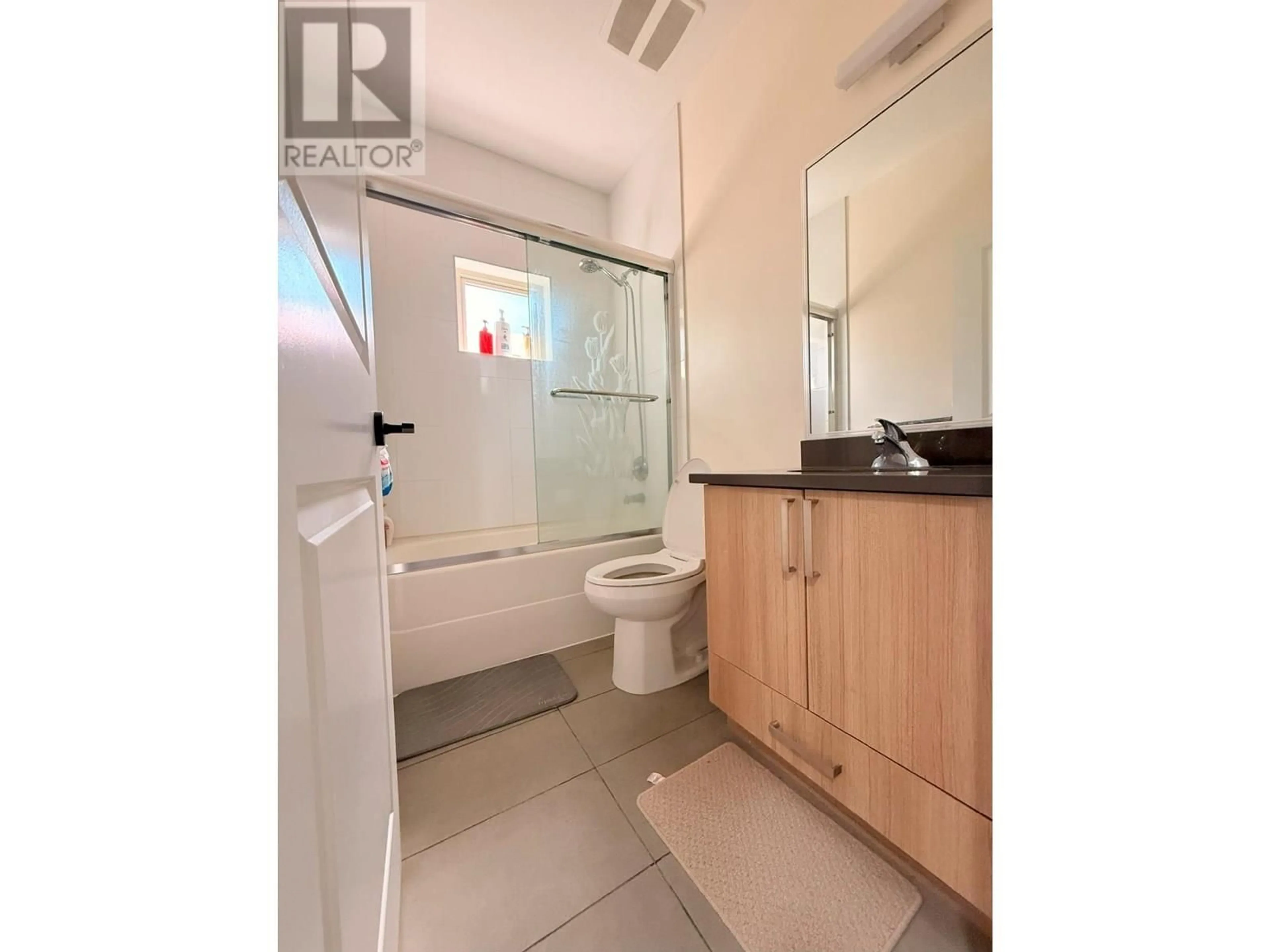 Standard bathroom, unknown for 107 - 7168 STRIDE AVENUE, Burnaby British Columbia V3N1T7
