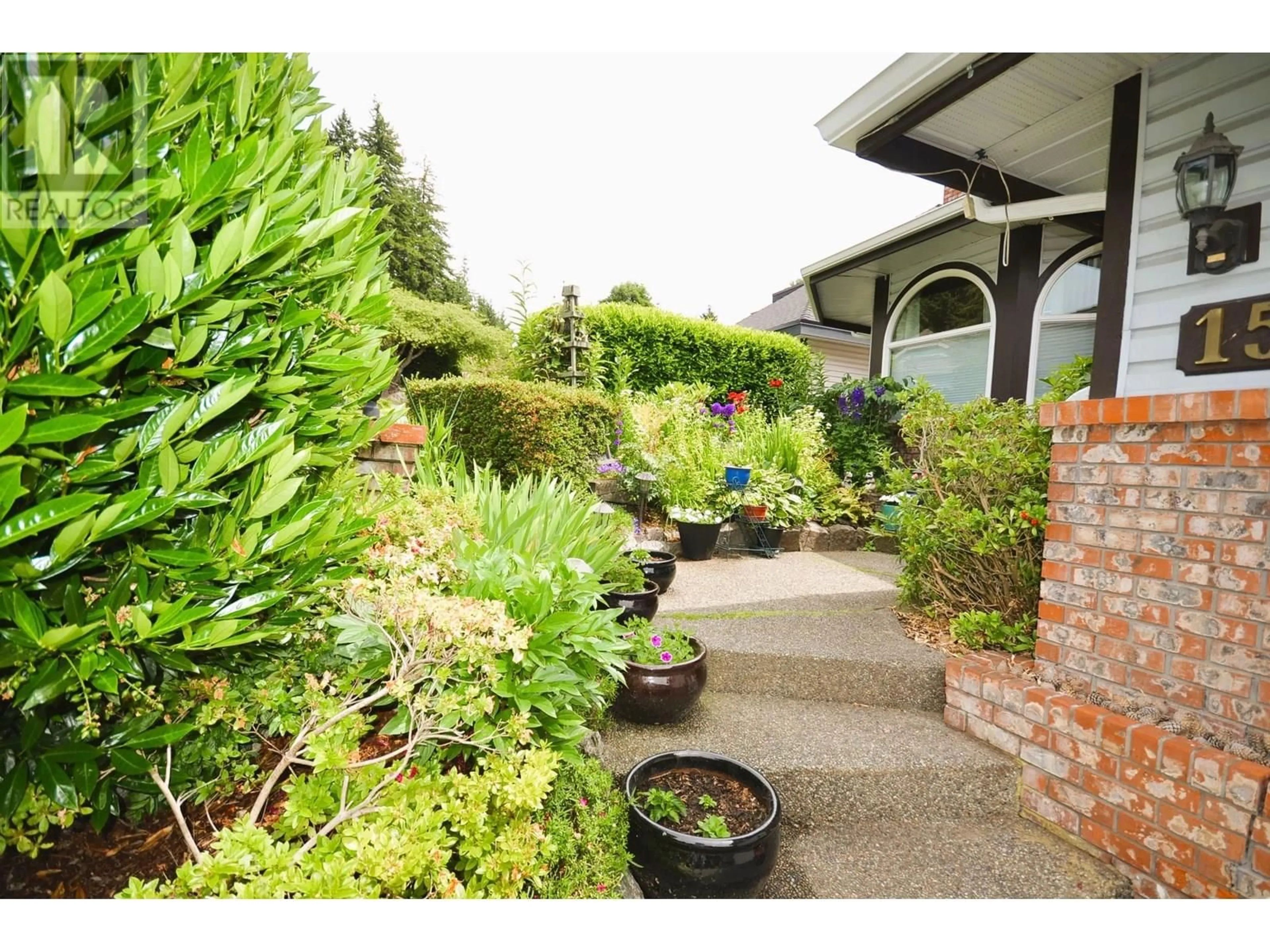 Patio, unknown for 15 PARKWOOD PLACE, Port Moody British Columbia V3H4K7