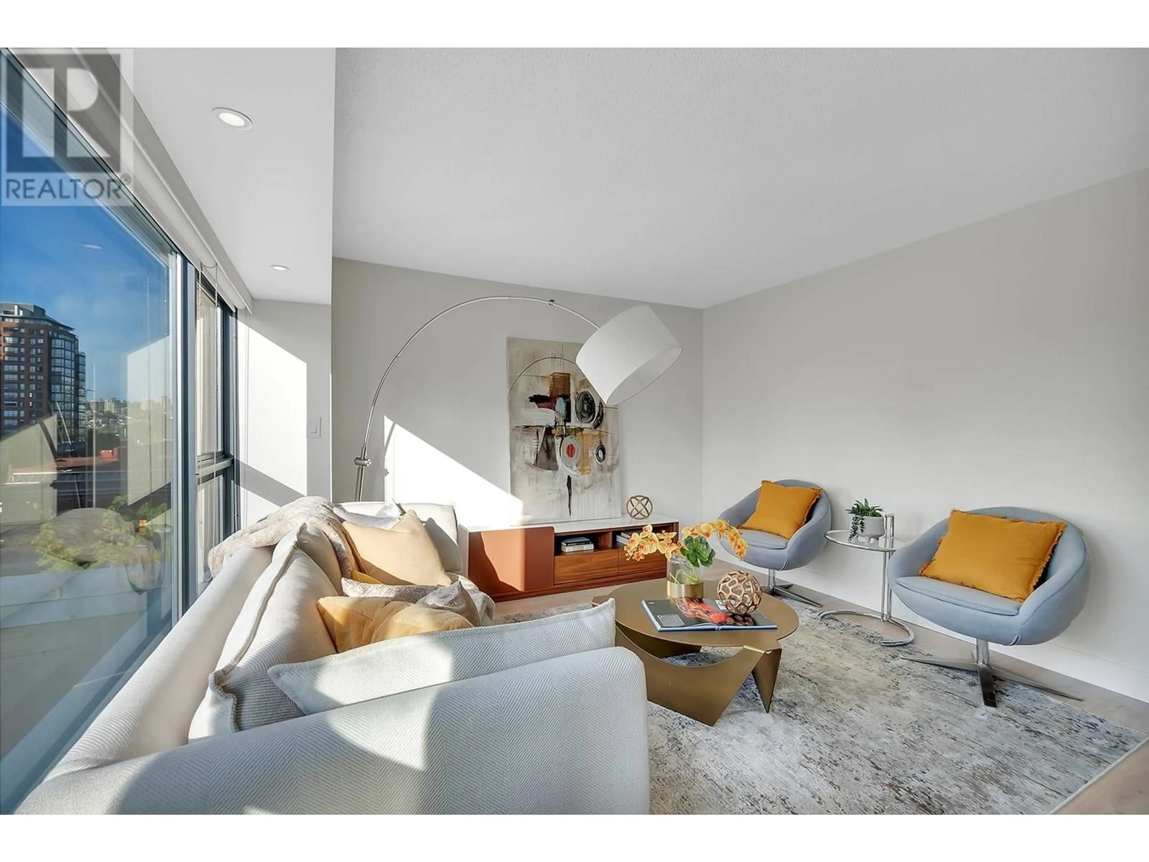 Living room with furniture, unknown for 602 - 1177 PACIFIC BOULEVARD, Vancouver British Columbia V6Z2R8