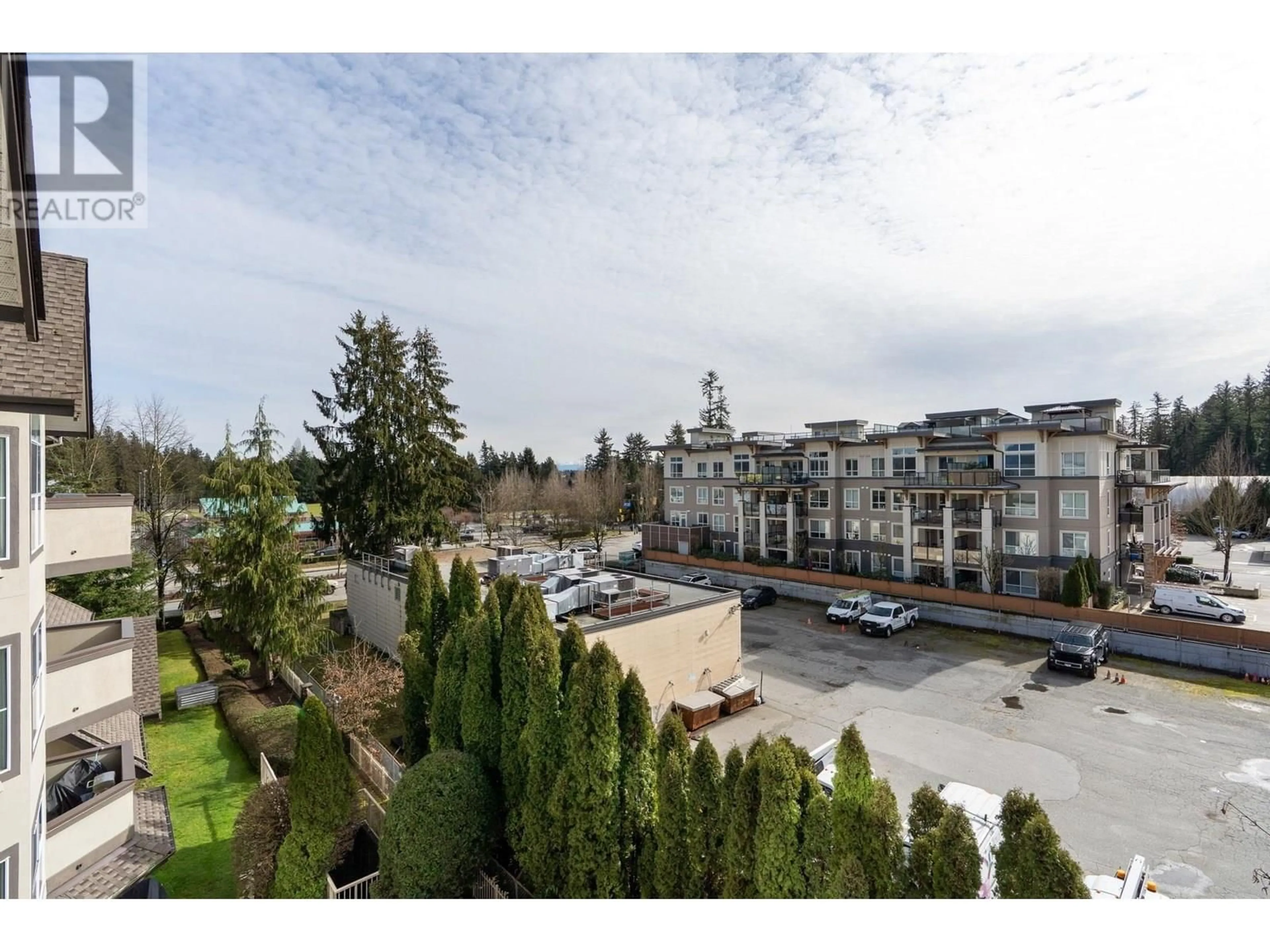 A pic from outside/outdoor area/front of a property/back of a property/a pic from drone, mountain view for 403 - 12464 191B STREET, Pitt Meadows British Columbia V3Y2P6