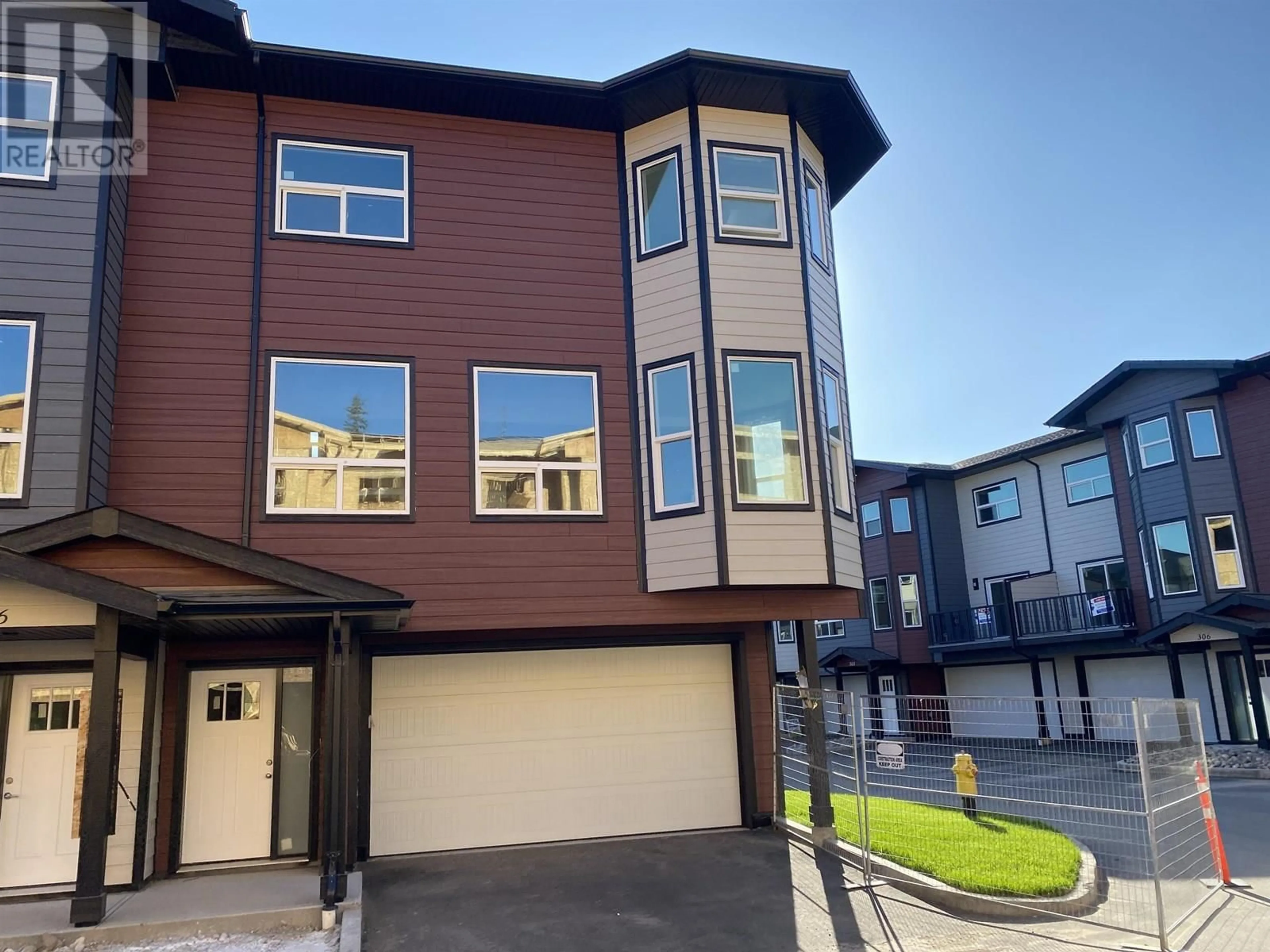 Home with vinyl exterior material, street for 407 - 7000 HUSBAND DRIVE, Prince George British Columbia V2N0K2