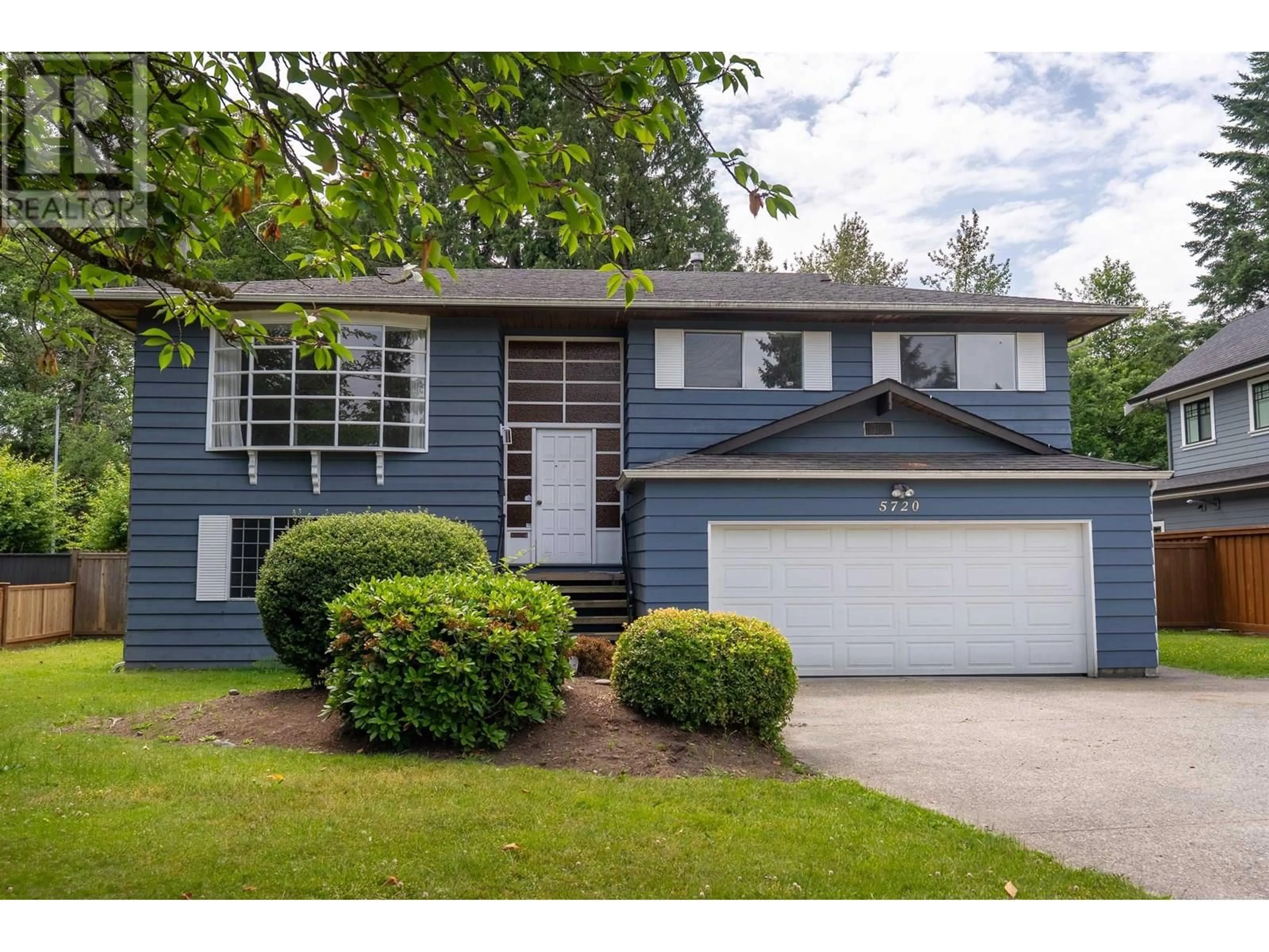 Home with vinyl exterior material, street for 5720 CEDARWOOD STREET, Burnaby British Columbia V5G2K6