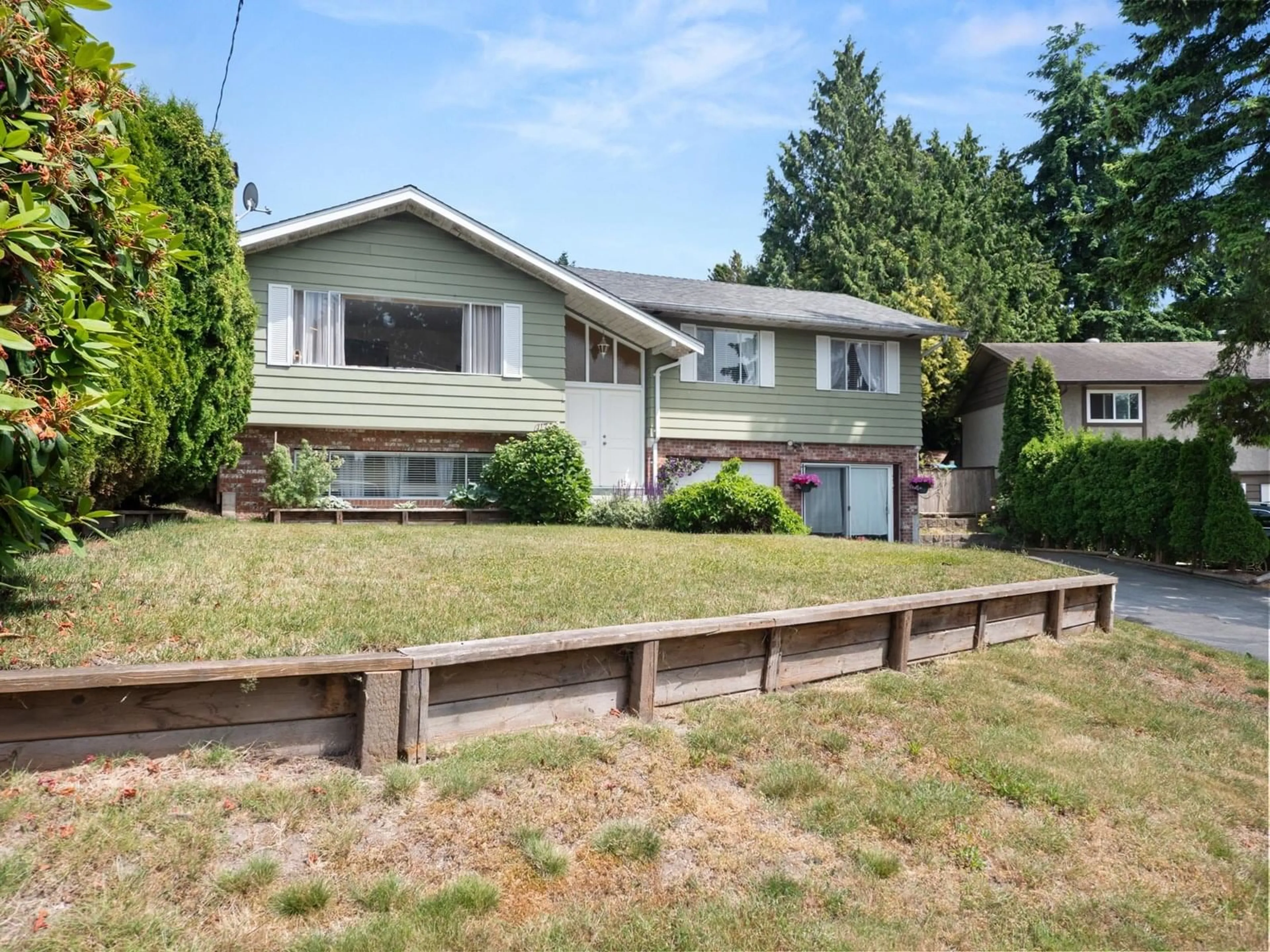 Home with vinyl exterior material, street for 11774 KERR, Delta British Columbia V4C1K1
