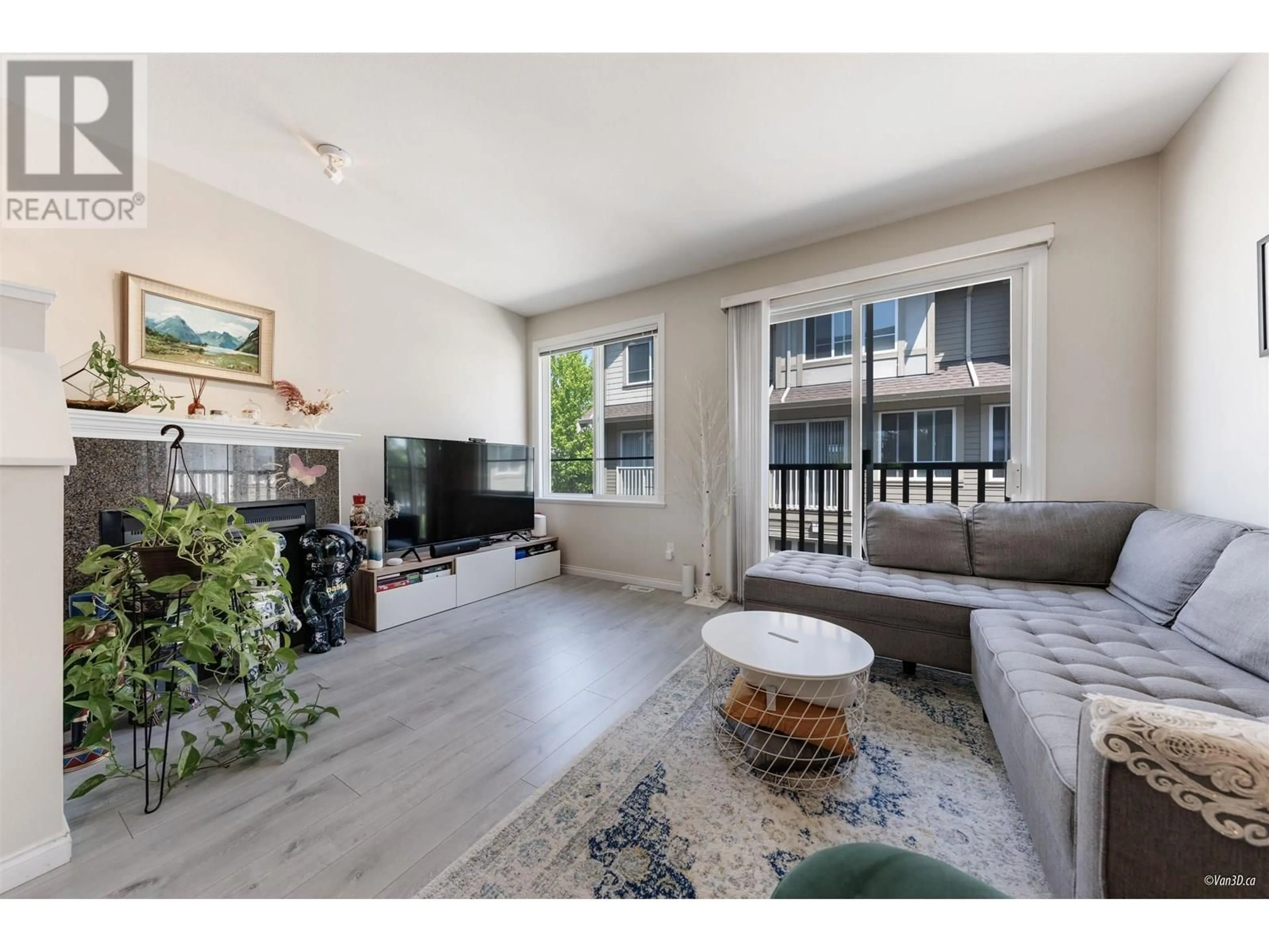 Living room with furniture, unknown for 22 - 8080 FRANCIS ROAD, Richmond British Columbia V6Y1A4