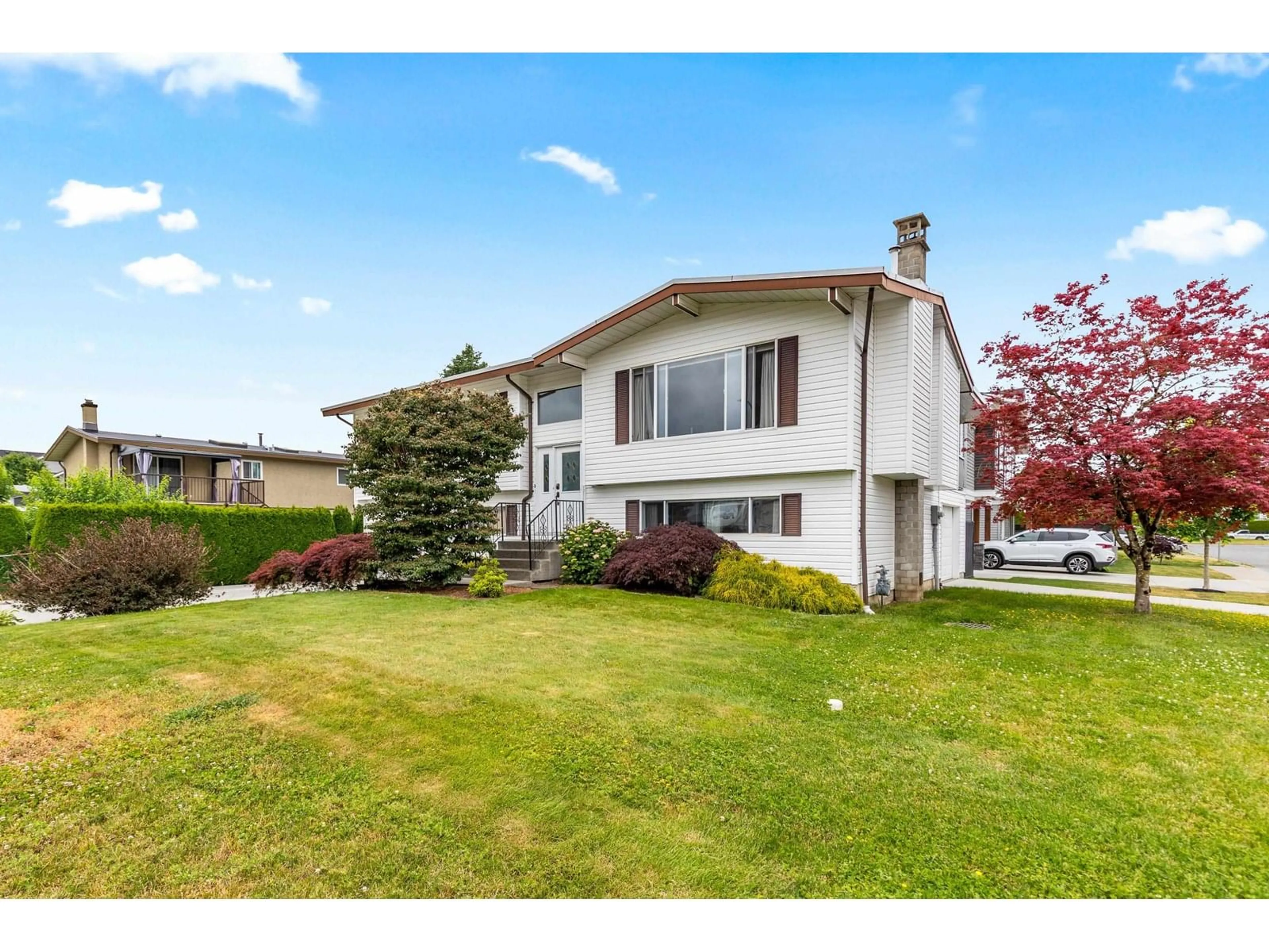 Home with vinyl exterior material, unknown for 46531 ROLINDE CRESCENT, Chilliwack British Columbia V2P6X7