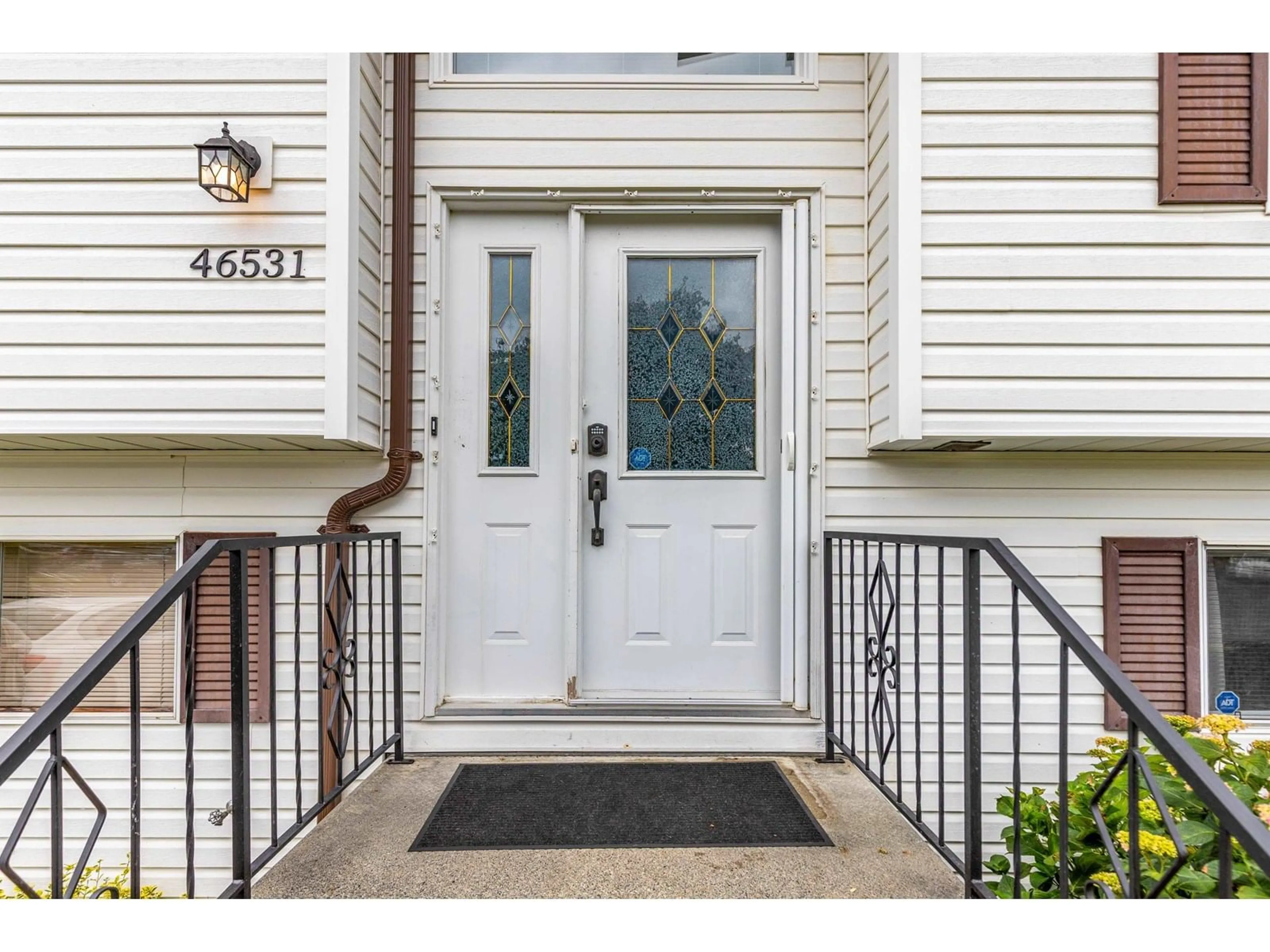 Indoor entryway for 46531 ROLINDE CRESCENT, Chilliwack British Columbia V2P6X7