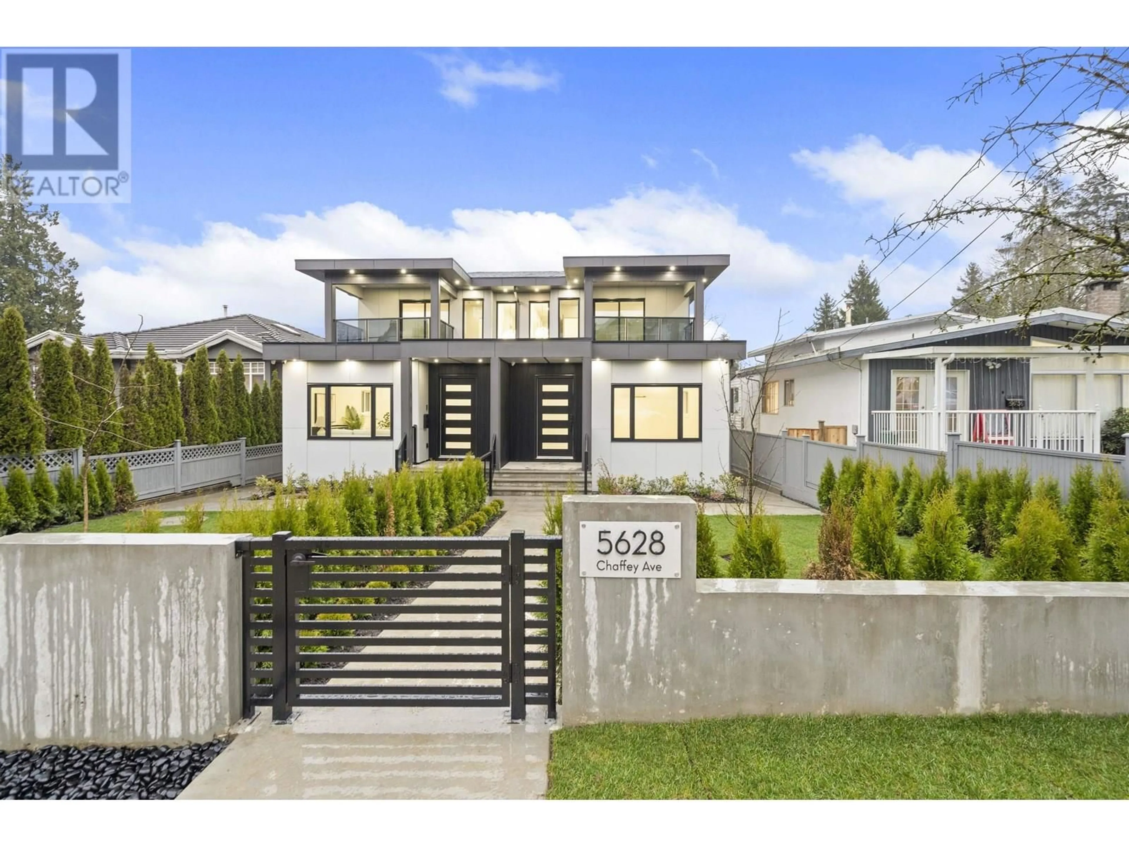 Home with vinyl exterior material, street for 5628 CHAFFEY AVENUE, Burnaby British Columbia V5H2S3