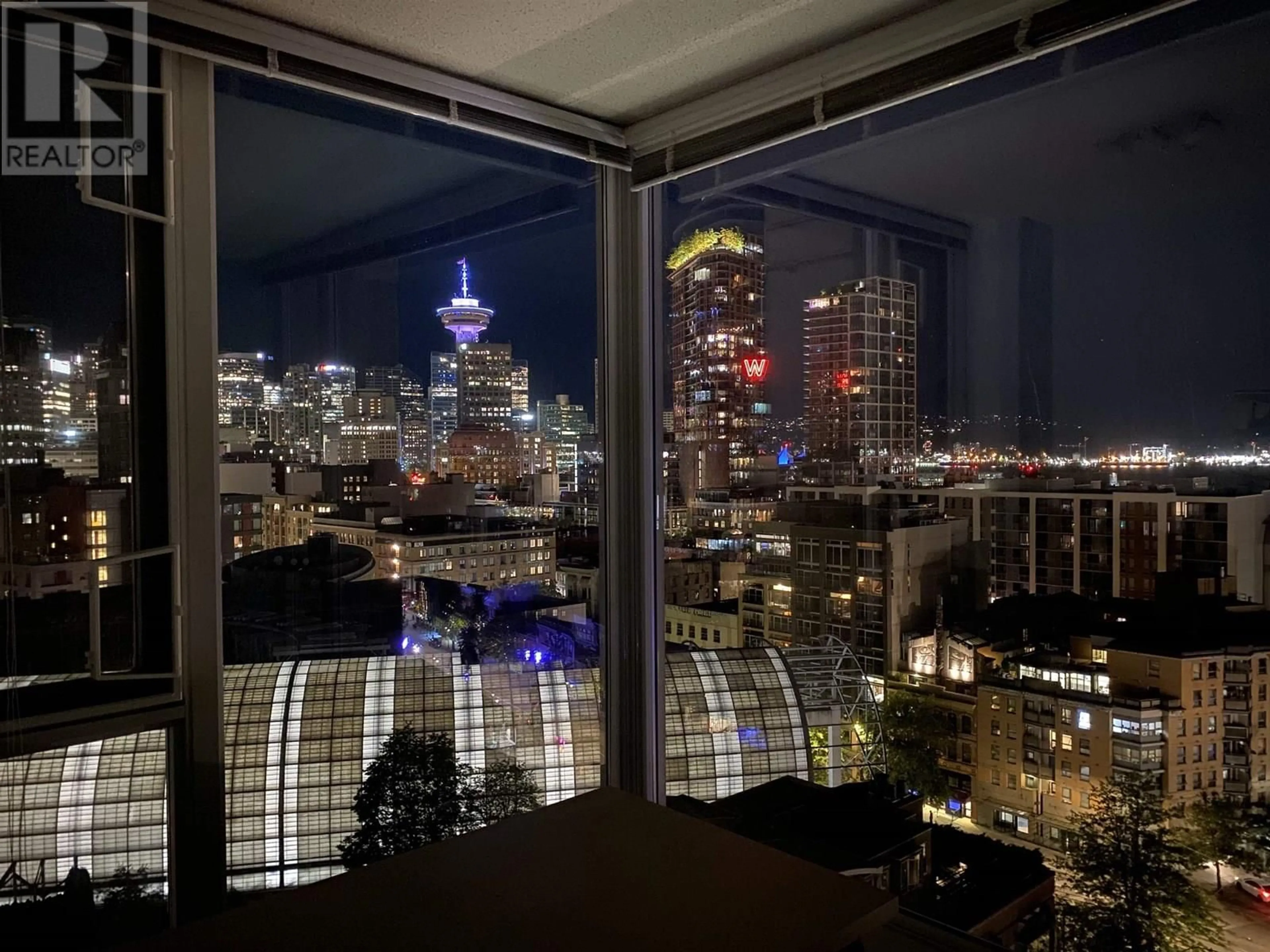 Unknown for 1804 - 550 TAYLOR STREET, Vancouver British Columbia V6B1R1