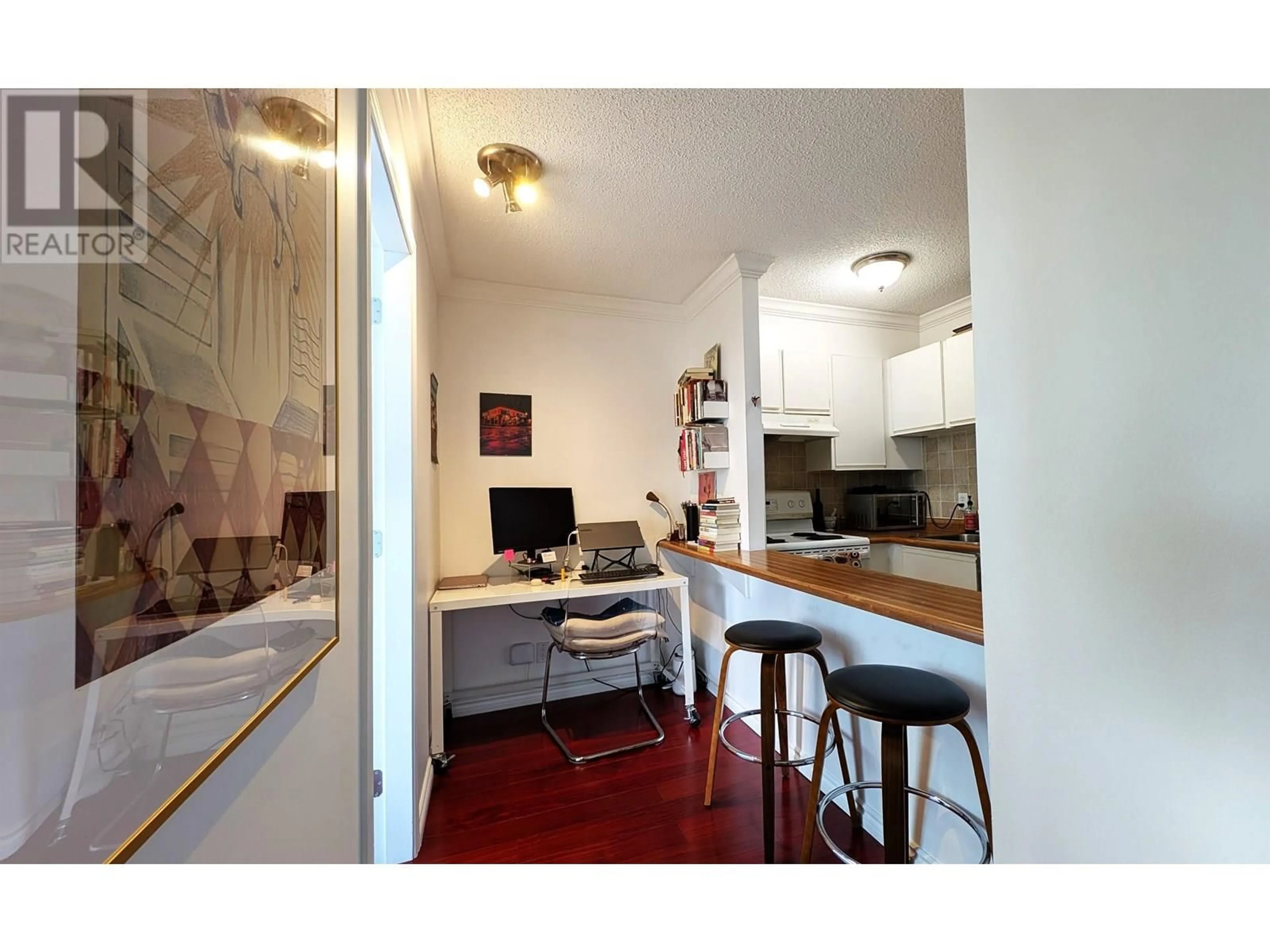 Standard kitchen, unknown for 903 - 1330 HORNBY STREET, Vancouver British Columbia V6Z1W5