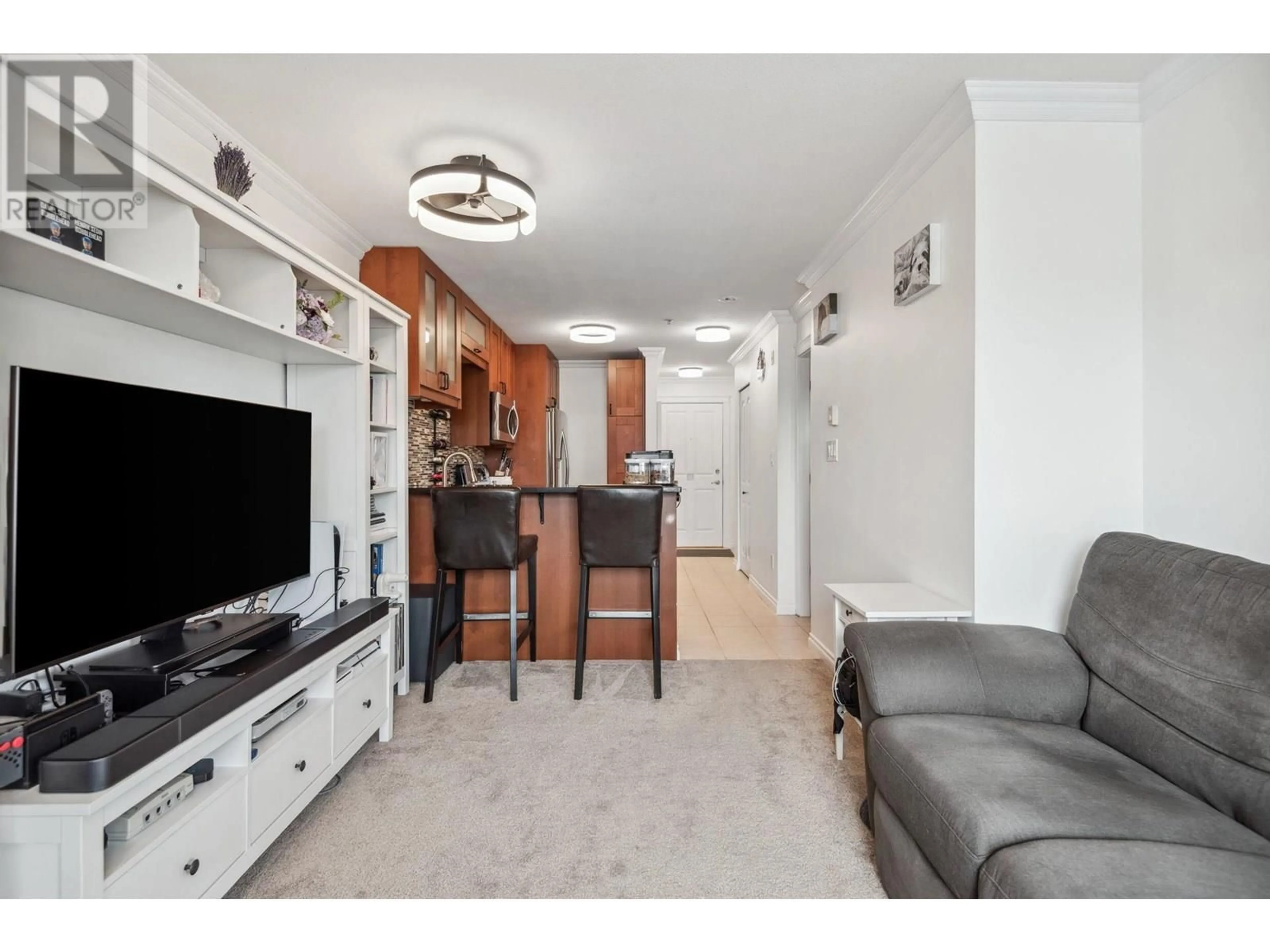 Unknown for 402 - 1990 DUNBAR STREET, Vancouver British Columbia V6R3M3