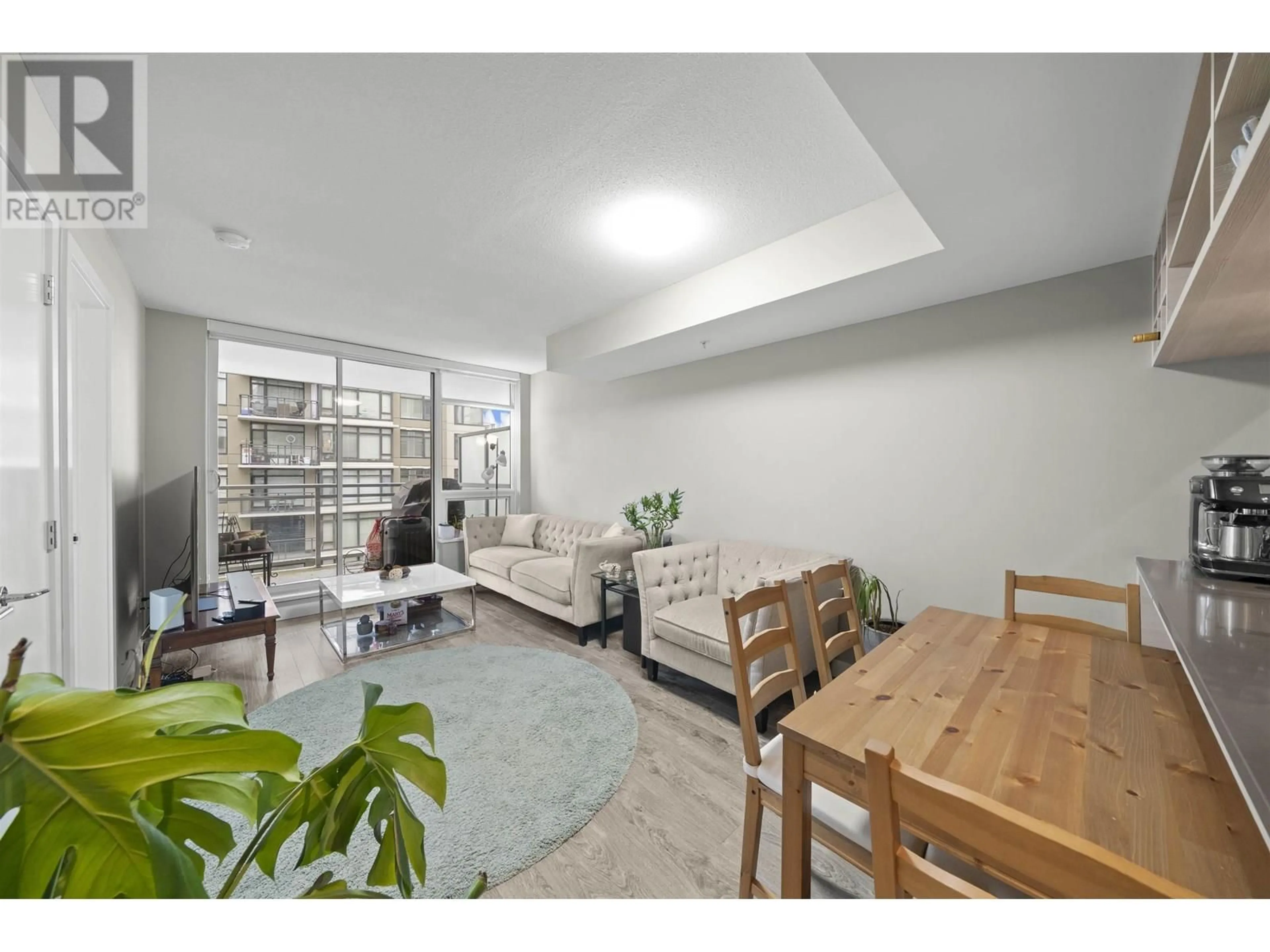 A pic of a room for 813 - 6188 NO. 3 ROAD, Richmond British Columbia V6Y0J3