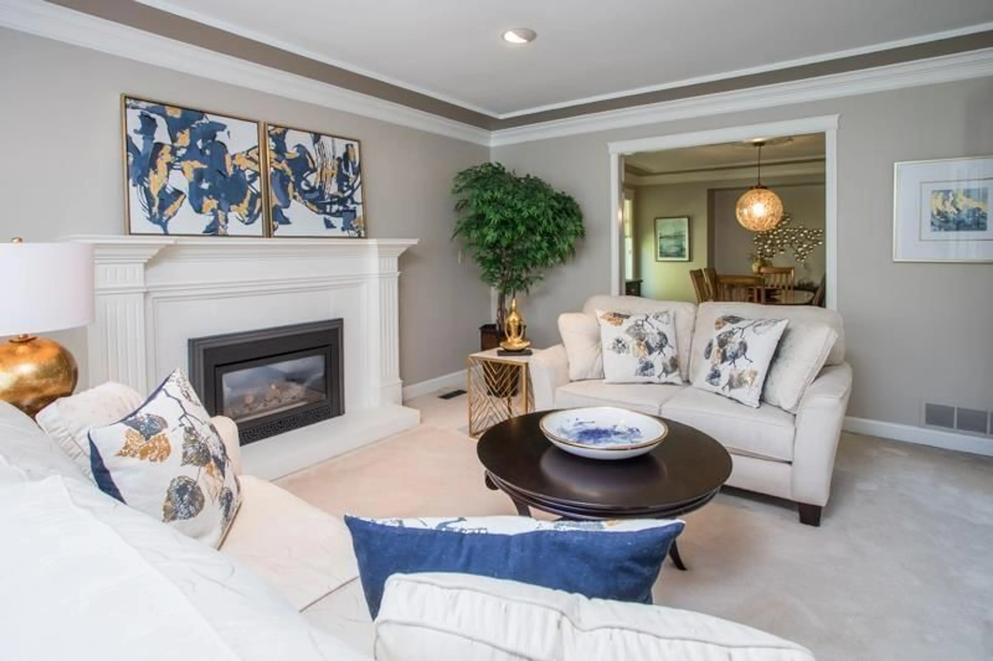 Living room with furniture, unknown for 13834 18A, Surrey British Columbia V4A8P4