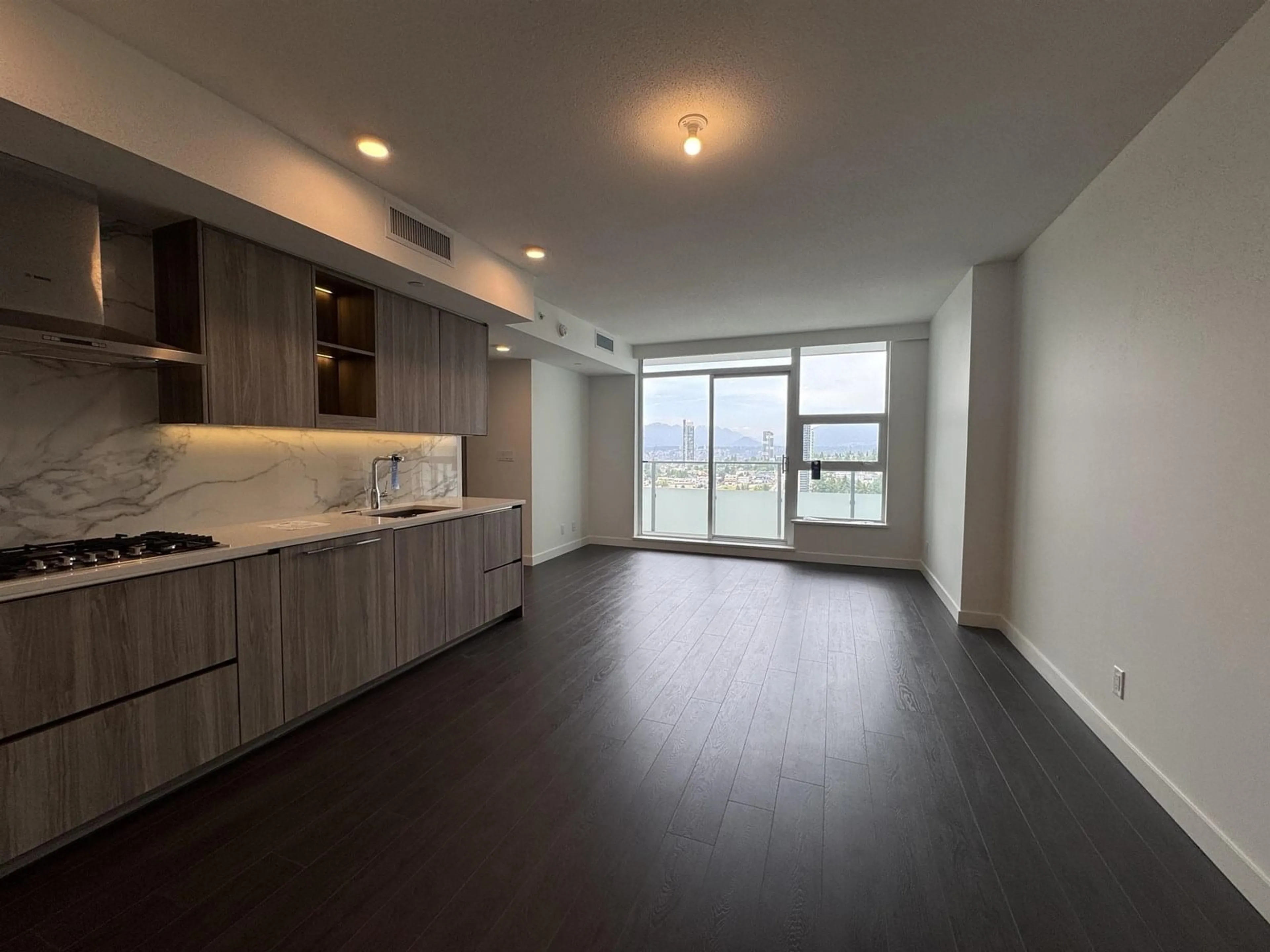 A pic of a room for 2409 - 13768 100, Surrey British Columbia V3T0V2