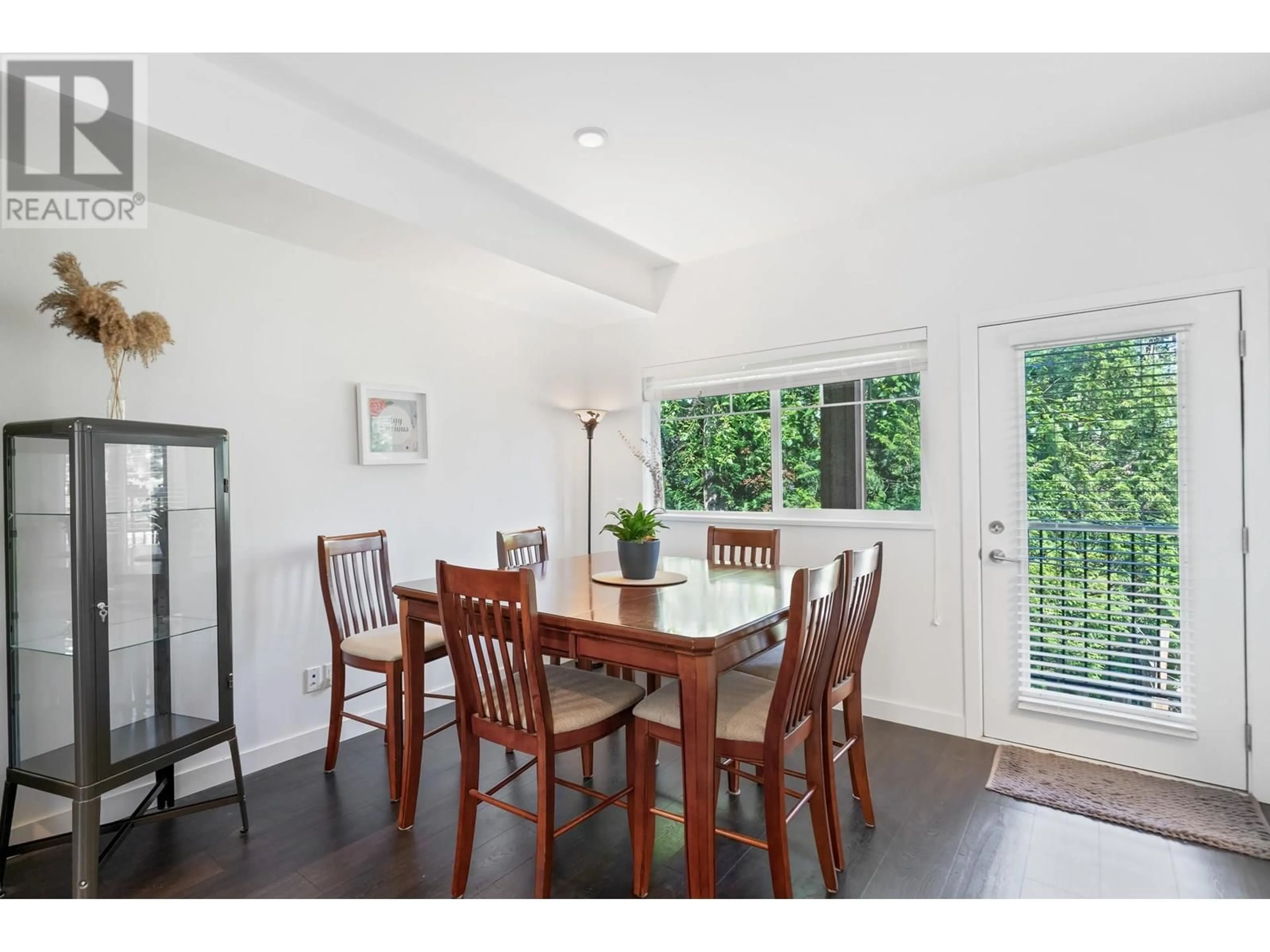 Dining room, wood/laminate floor for 31 - 22810 113 AVENUE, Maple Ridge British Columbia V2X3N2