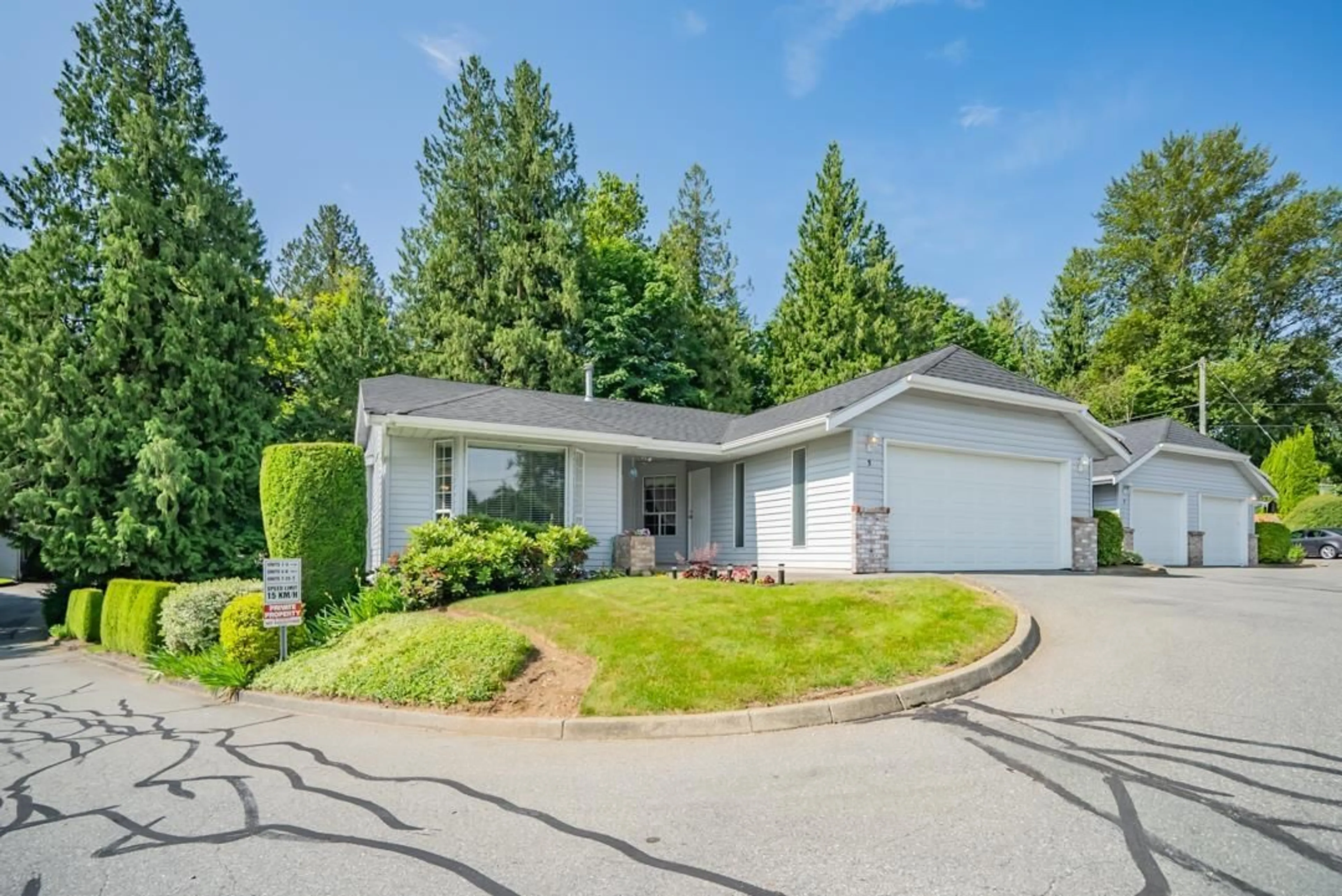 Home with vinyl exterior material, unknown for 3 - 33020 MACLURE, Abbotsford British Columbia V2S7J6