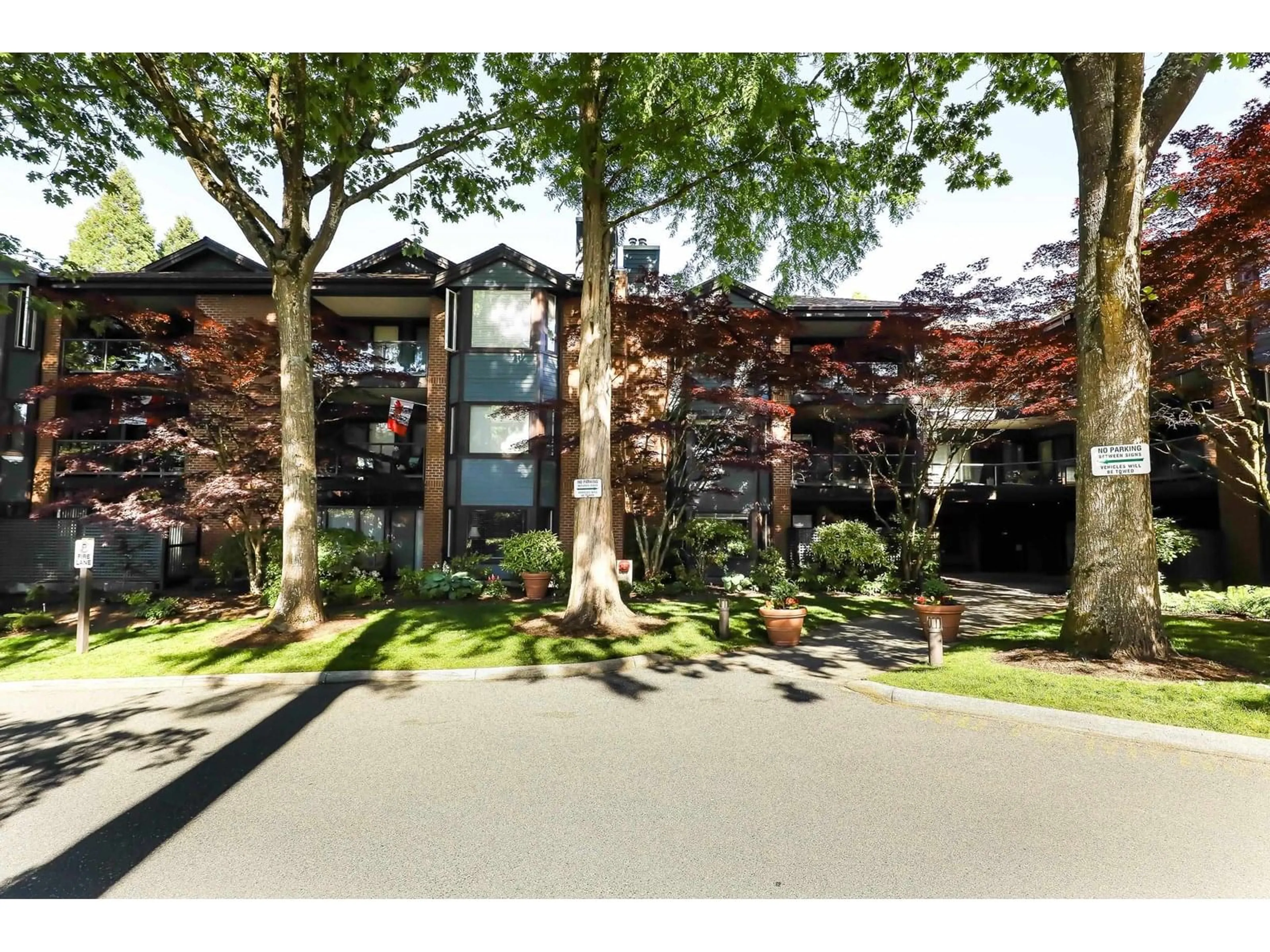 Unknown for 316 - 15300 17, Surrey British Columbia V4A8Y6