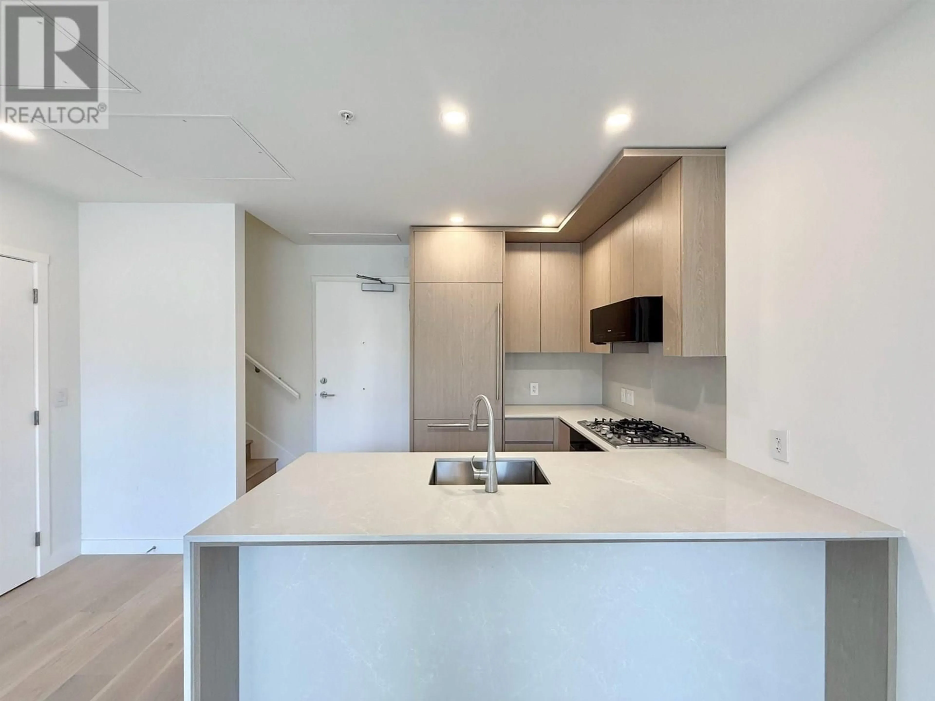 Unknown for 108 - 5212 CAMBIE STREET, Vancouver British Columbia V5Z2Z7