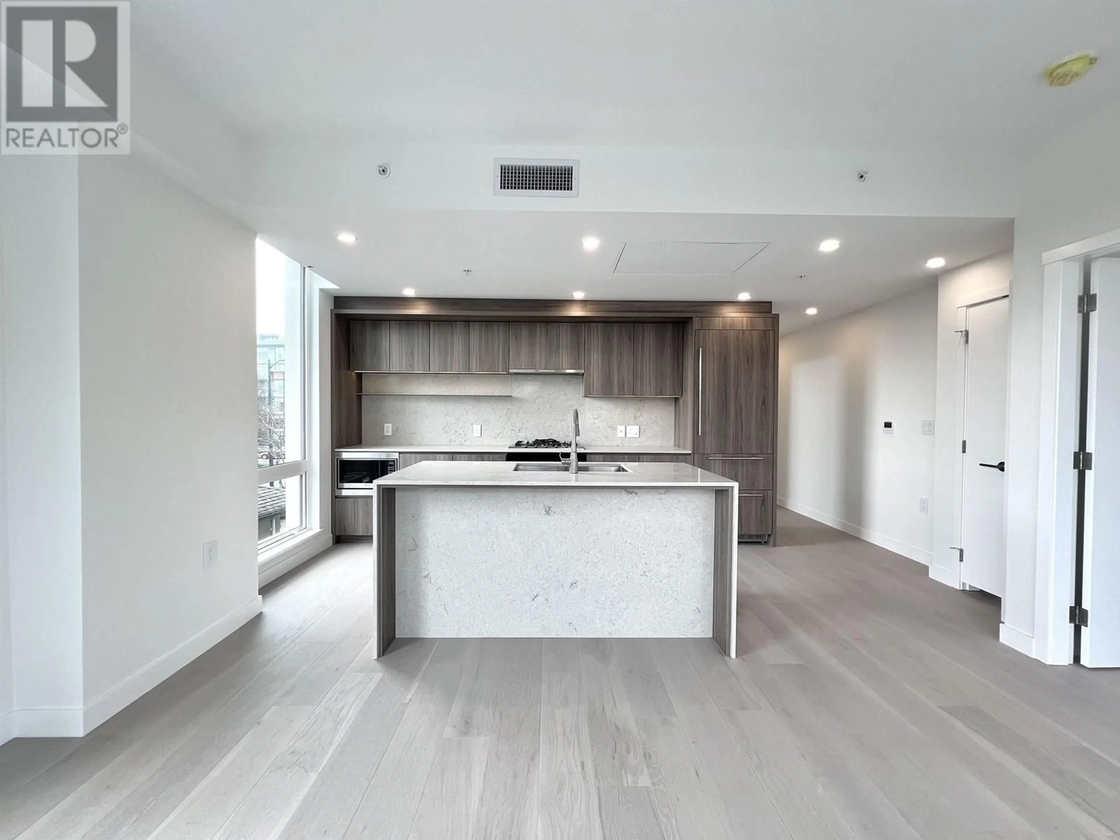 Open concept kitchen, unknown for 206 - 5212 CAMBIE STREET, Vancouver British Columbia V5Z2Z7