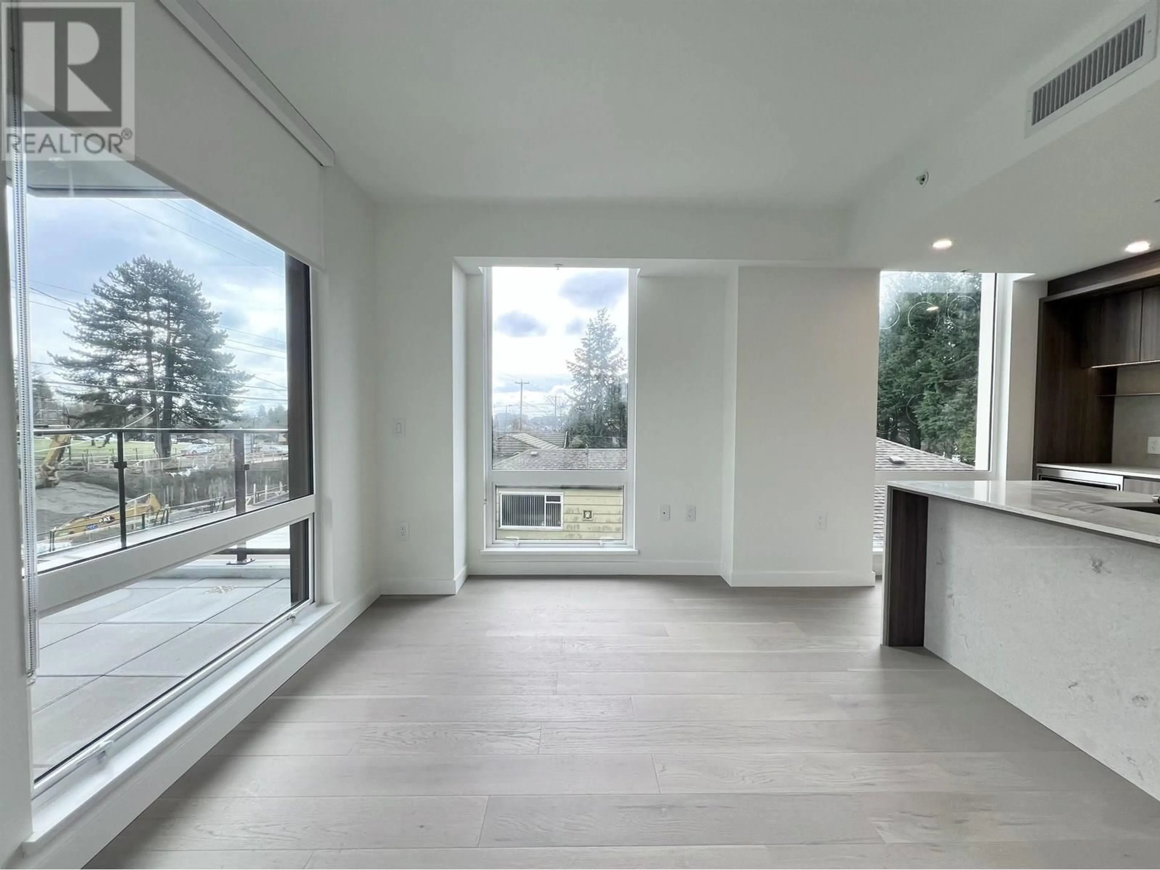 A pic of a room for 206 - 5212 CAMBIE STREET, Vancouver British Columbia V5Z2Z7