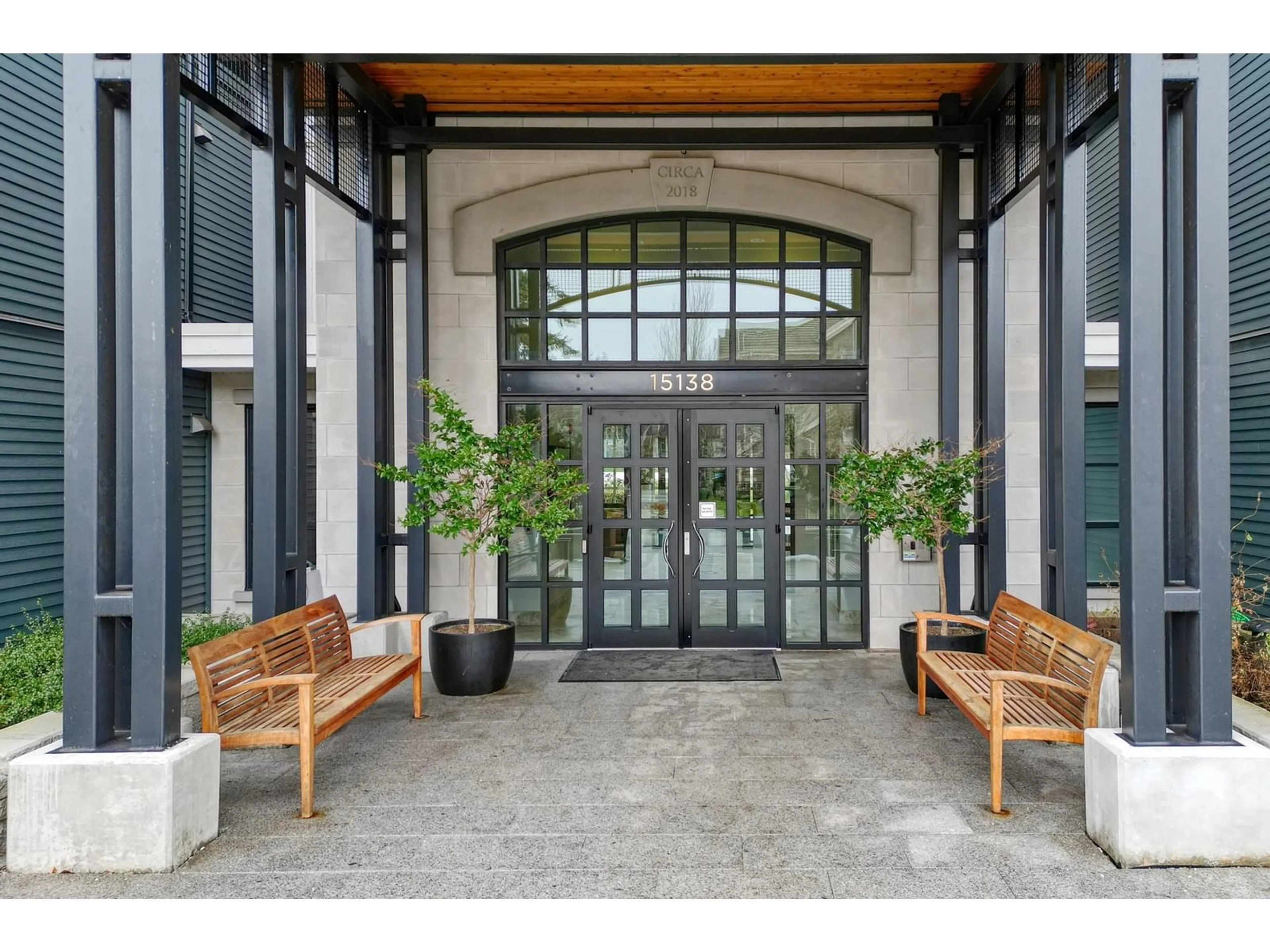 Indoor entryway for 214 - 15138 34, Surrey British Columbia V3Z0Y5