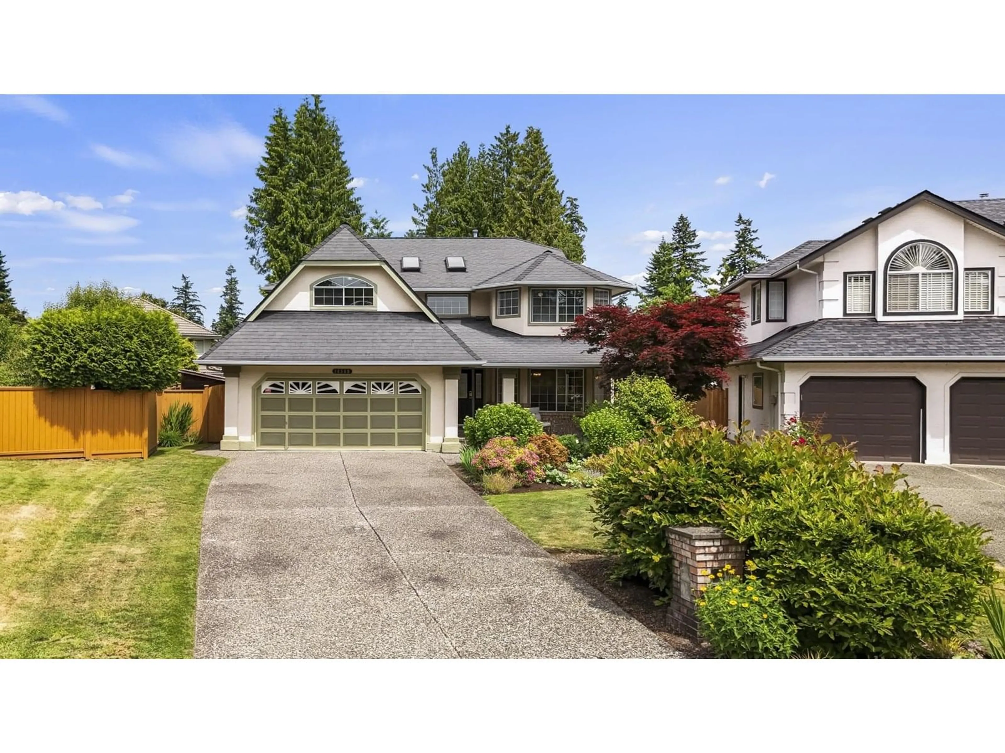 Home with vinyl exterior material, street for 16369 108A, Surrey British Columbia V4N1N8