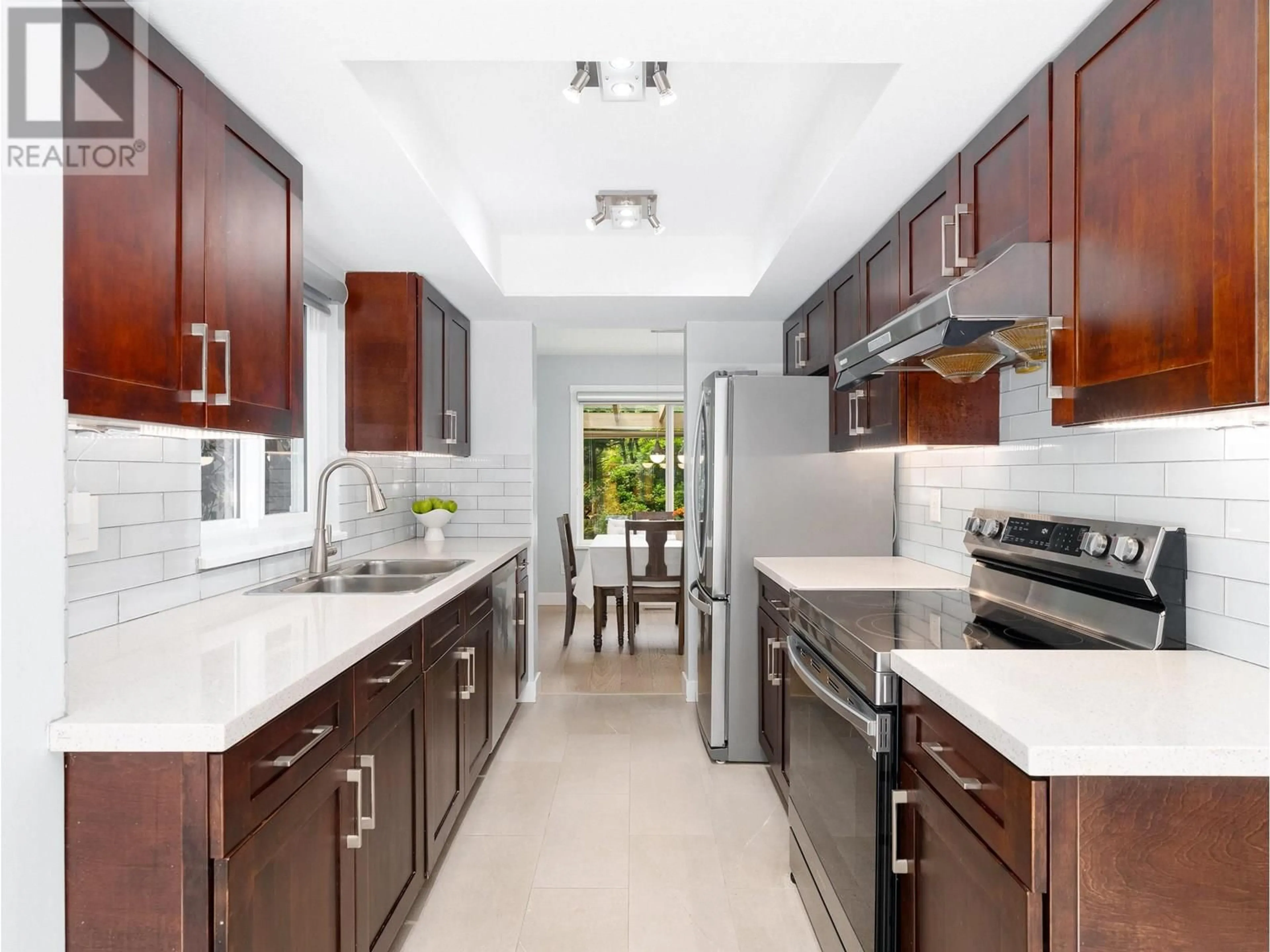 Contemporary kitchen, ceramic/tile floor for 6953 ARLINGTON STREET, Vancouver British Columbia V5S3P1