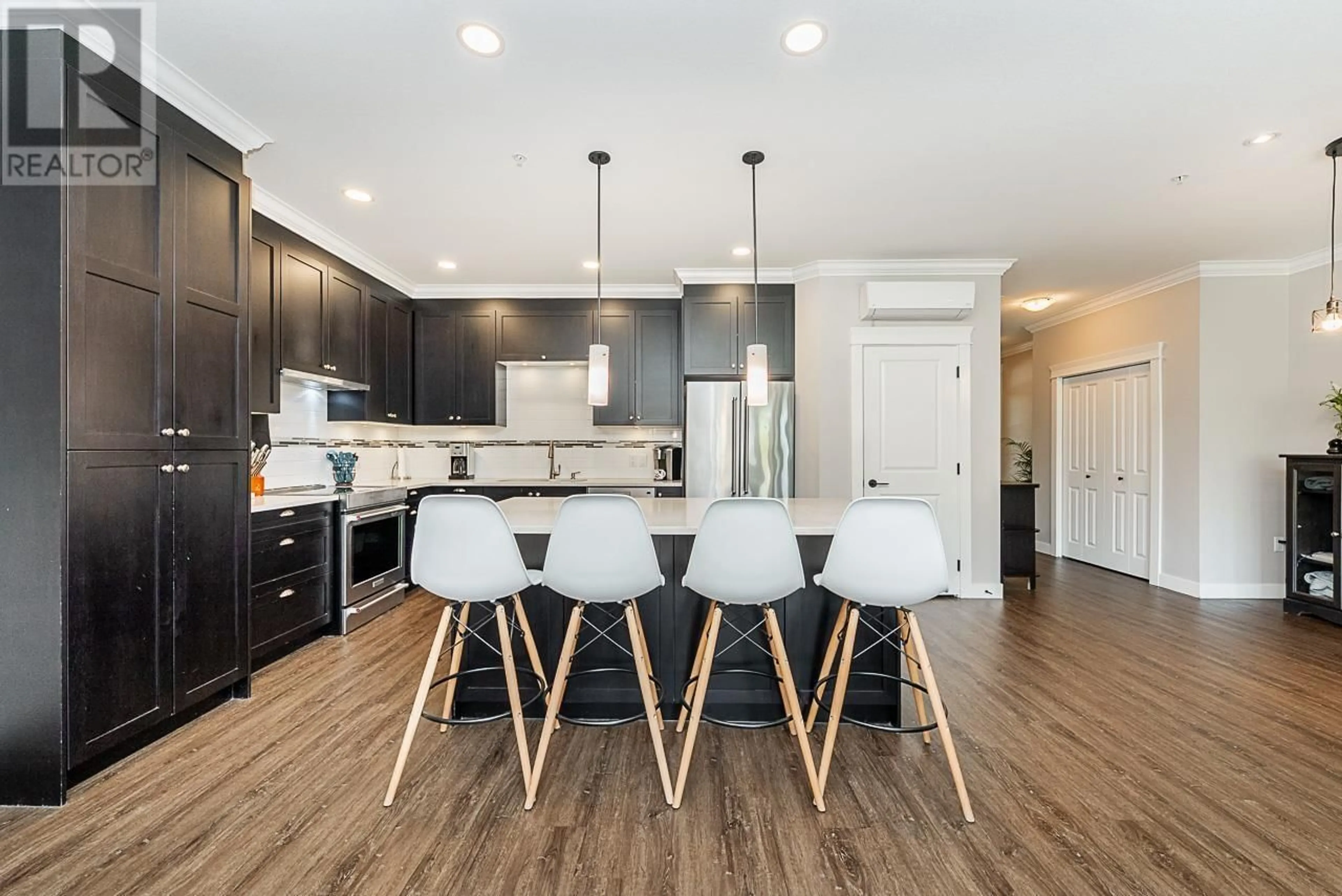 Open concept kitchen, wood/laminate floor for 36 - 10525 240 STREET, Maple Ridge British Columbia V2W0J3
