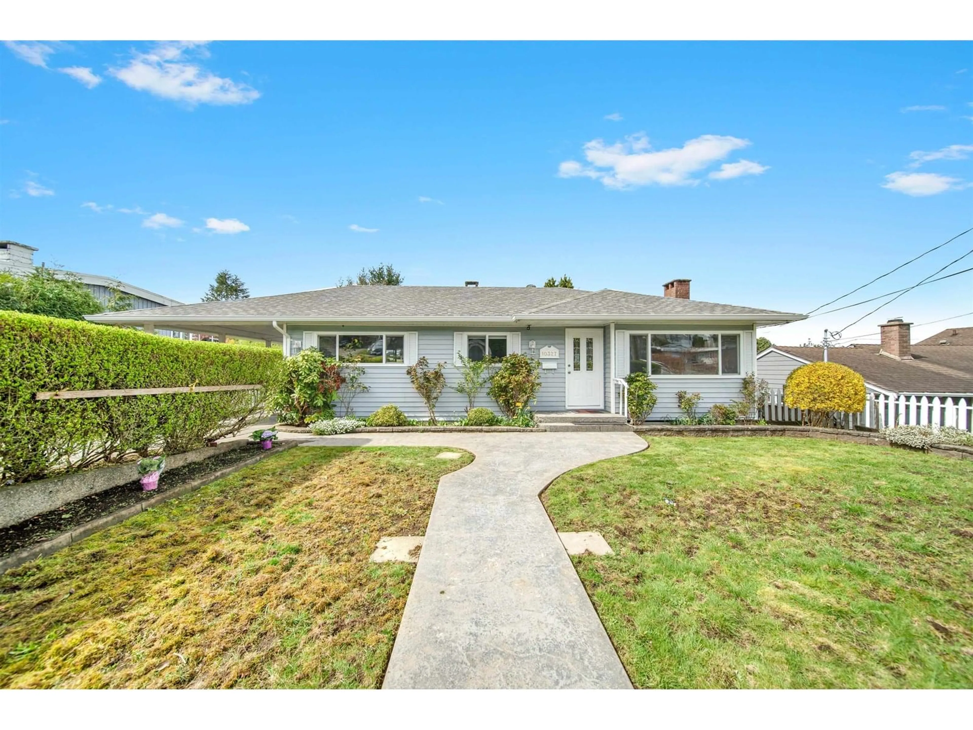 A pic from outside/outdoor area/front of a property/back of a property/a pic from drone, street for 10327 125, Surrey British Columbia V3V4Y6