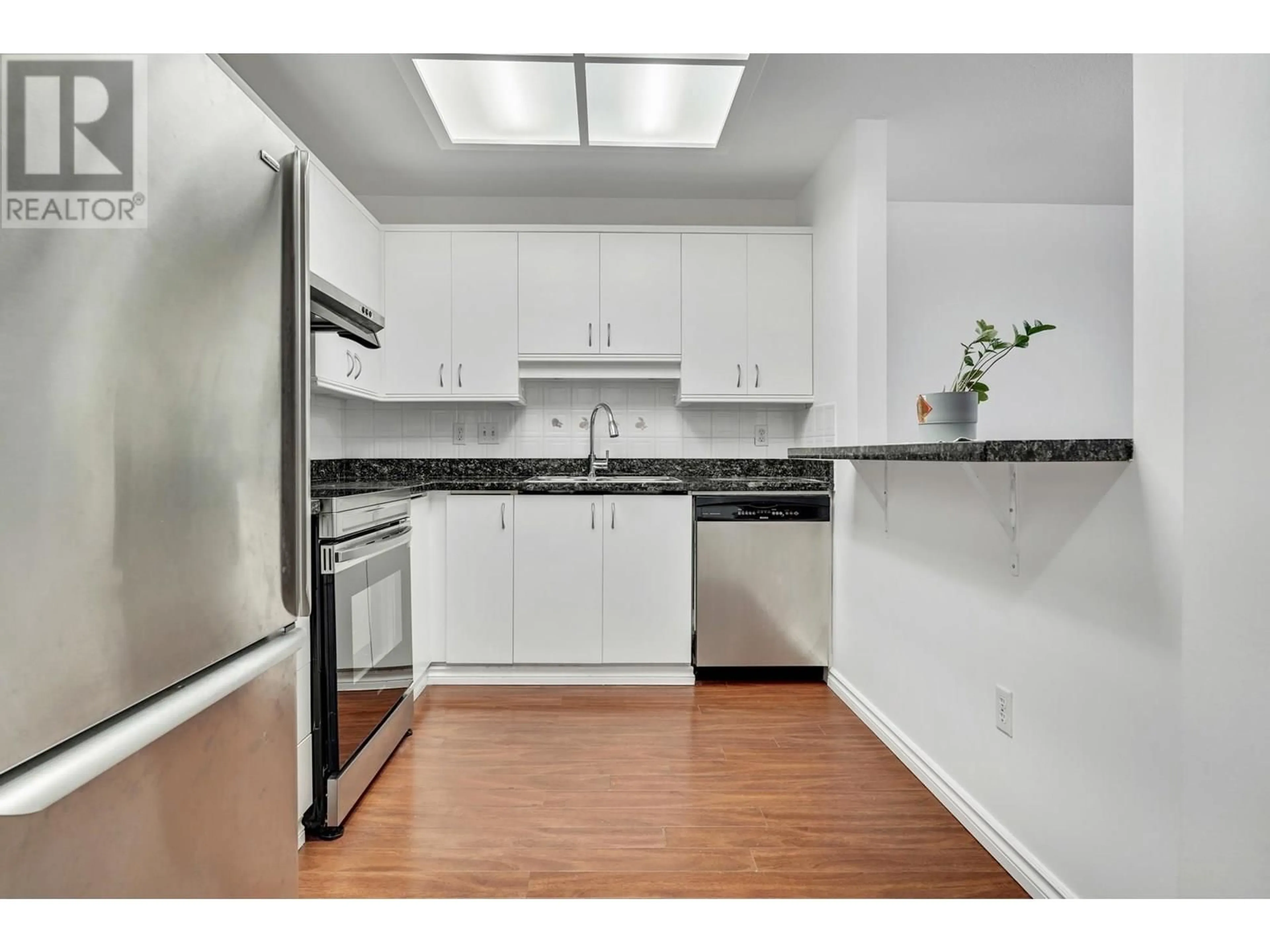 Standard kitchen, unknown for 309 - 7840 MOFFATT ROAD, Richmond British Columbia V6Y1X8