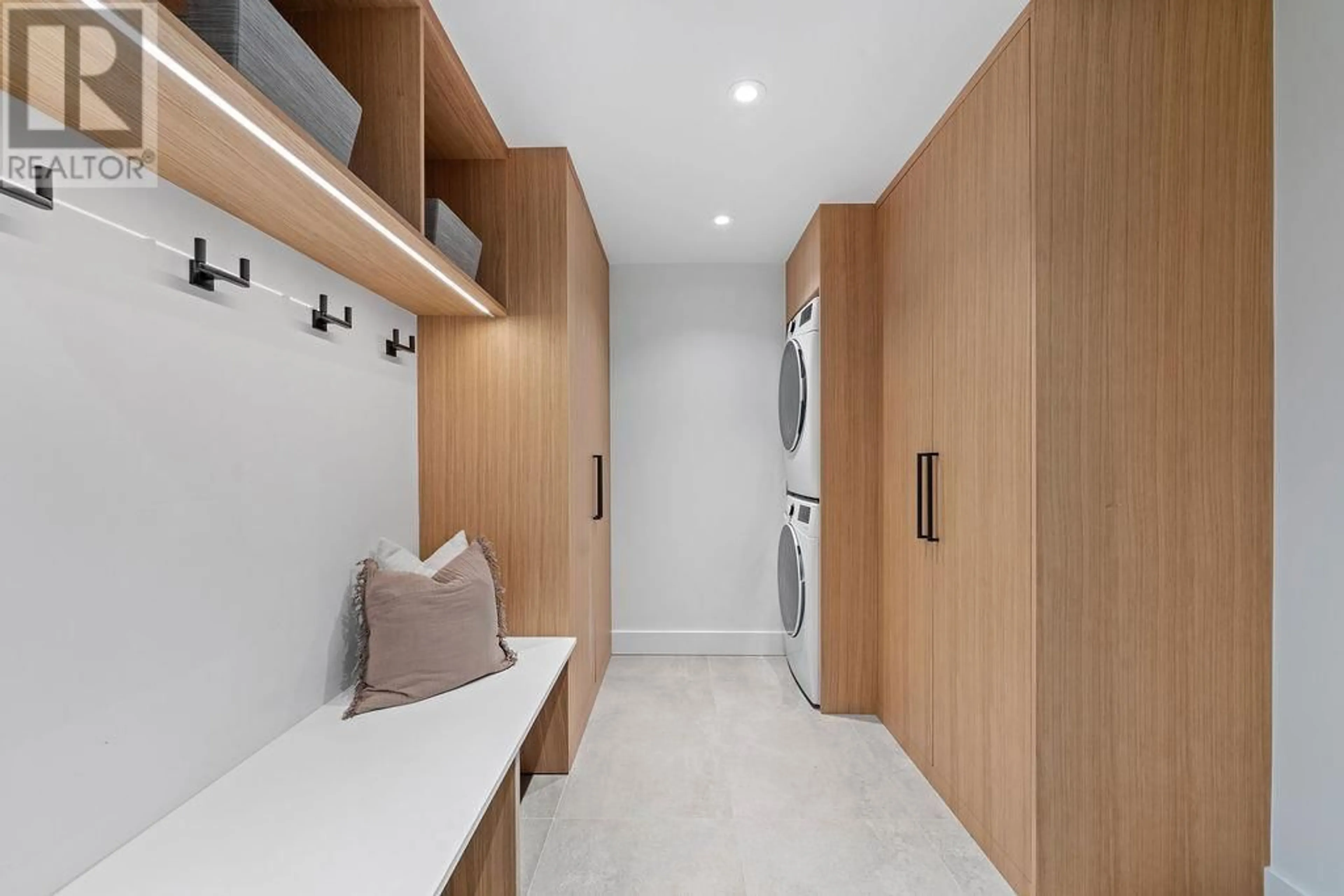 Laundry room for 7202 SPRUCE GROVE PLACE, Whistler British Columbia V8E0E8