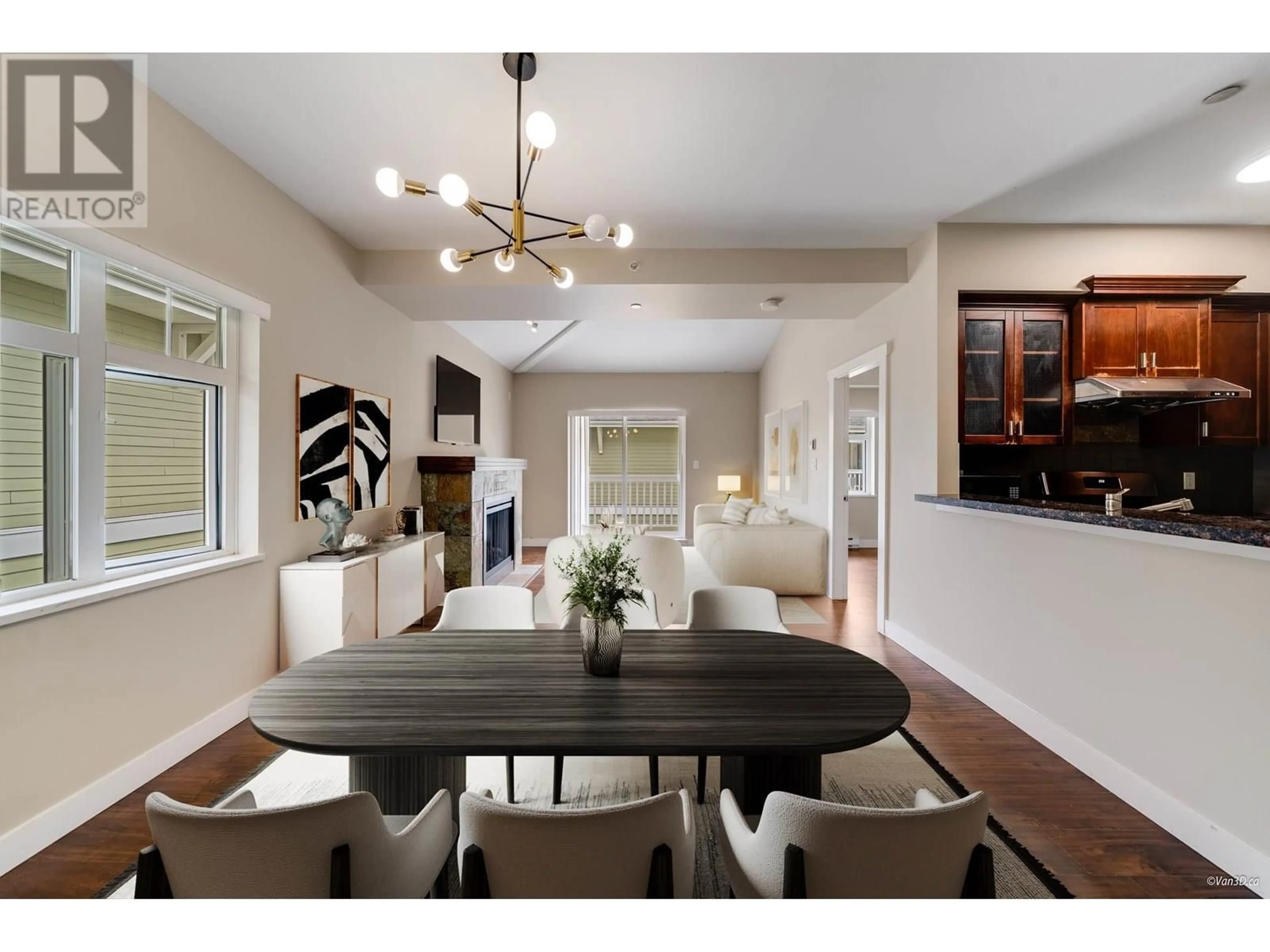 Dining room, wood/laminate floor for 18 - 7388 MACPHERSON AVENUE, Burnaby British Columbia V5J0A1