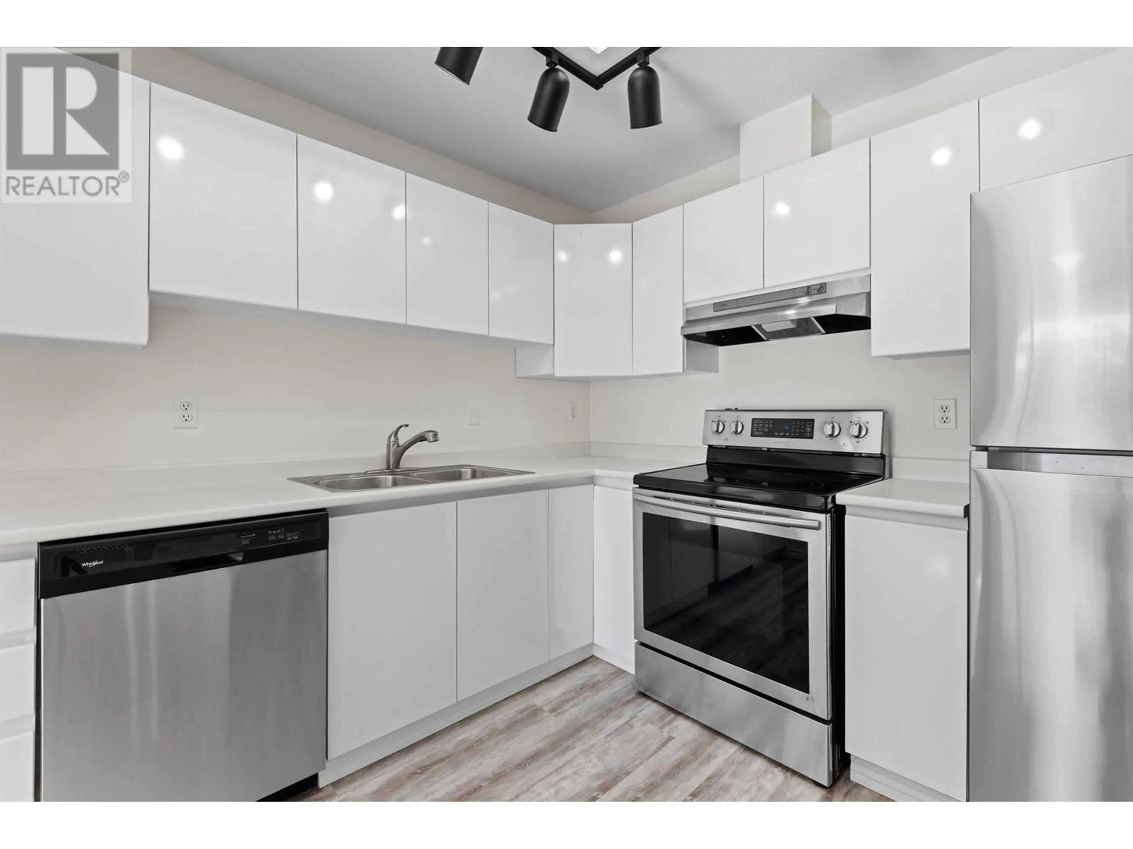Standard kitchen, unknown for 309 - 7633 ST. ALBANS ROAD, Richmond British Columbia V6Y3W7