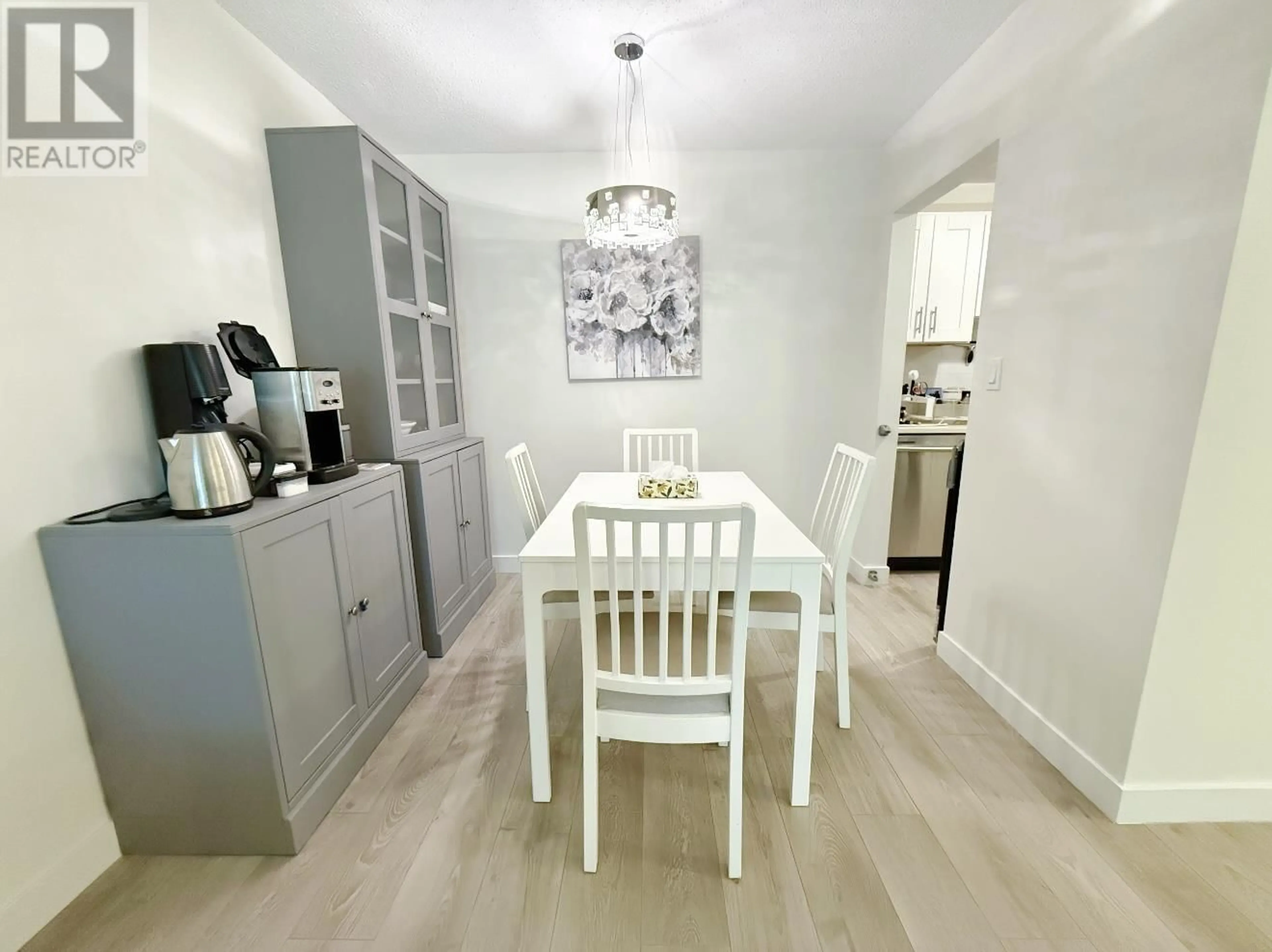 Dining room, wood/laminate floor for 209 - 5411 ARCADIA ROAD, Richmond British Columbia V6X2H1