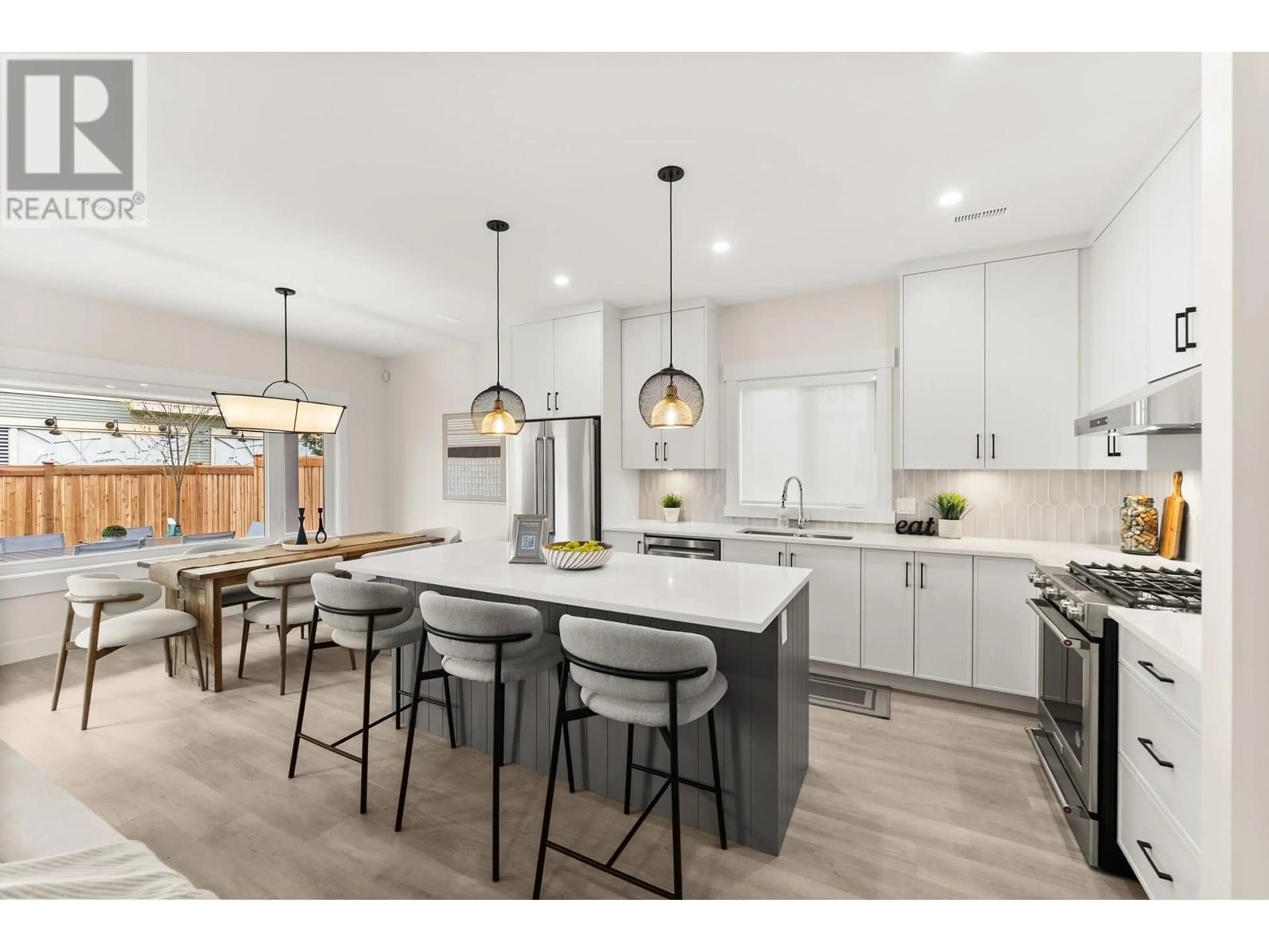 Open concept kitchen, ceramic/tile floor for 11980 4TH AVENUE, Richmond British Columbia V7E2Y9