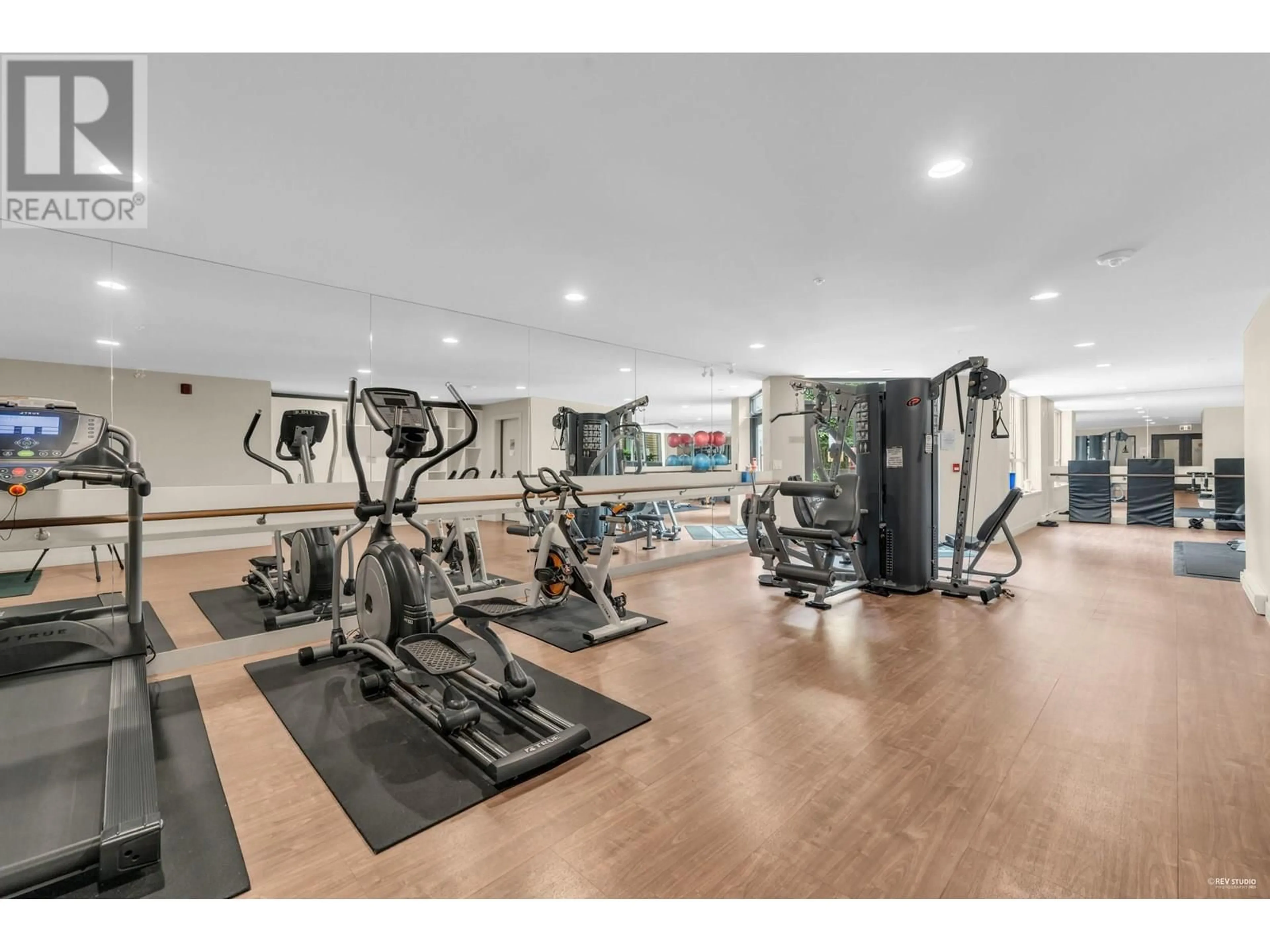 Gym or fitness room for 201 - 3399 NOEL DRIVE, Burnaby British Columbia V3J0G8