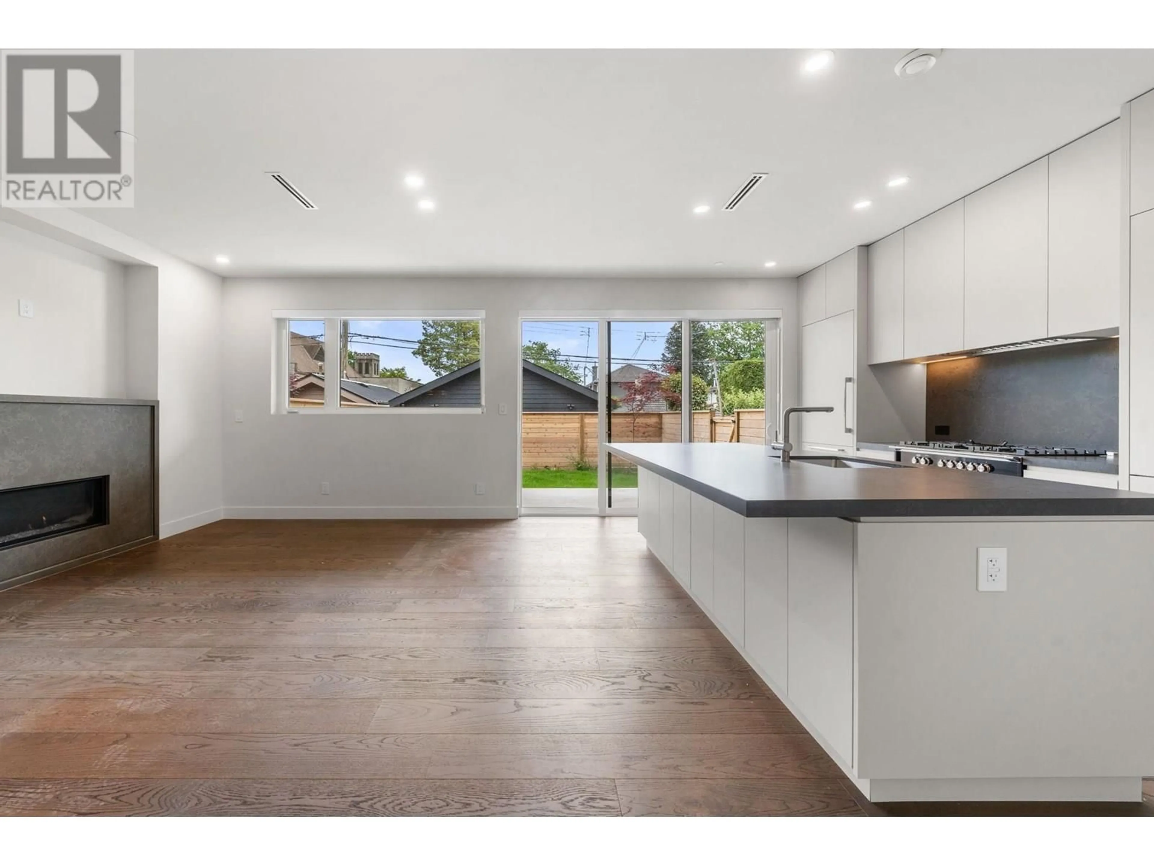 Open concept kitchen, unknown for 2 - 620 46TH AVENUE, Vancouver British Columbia V5W2A3
