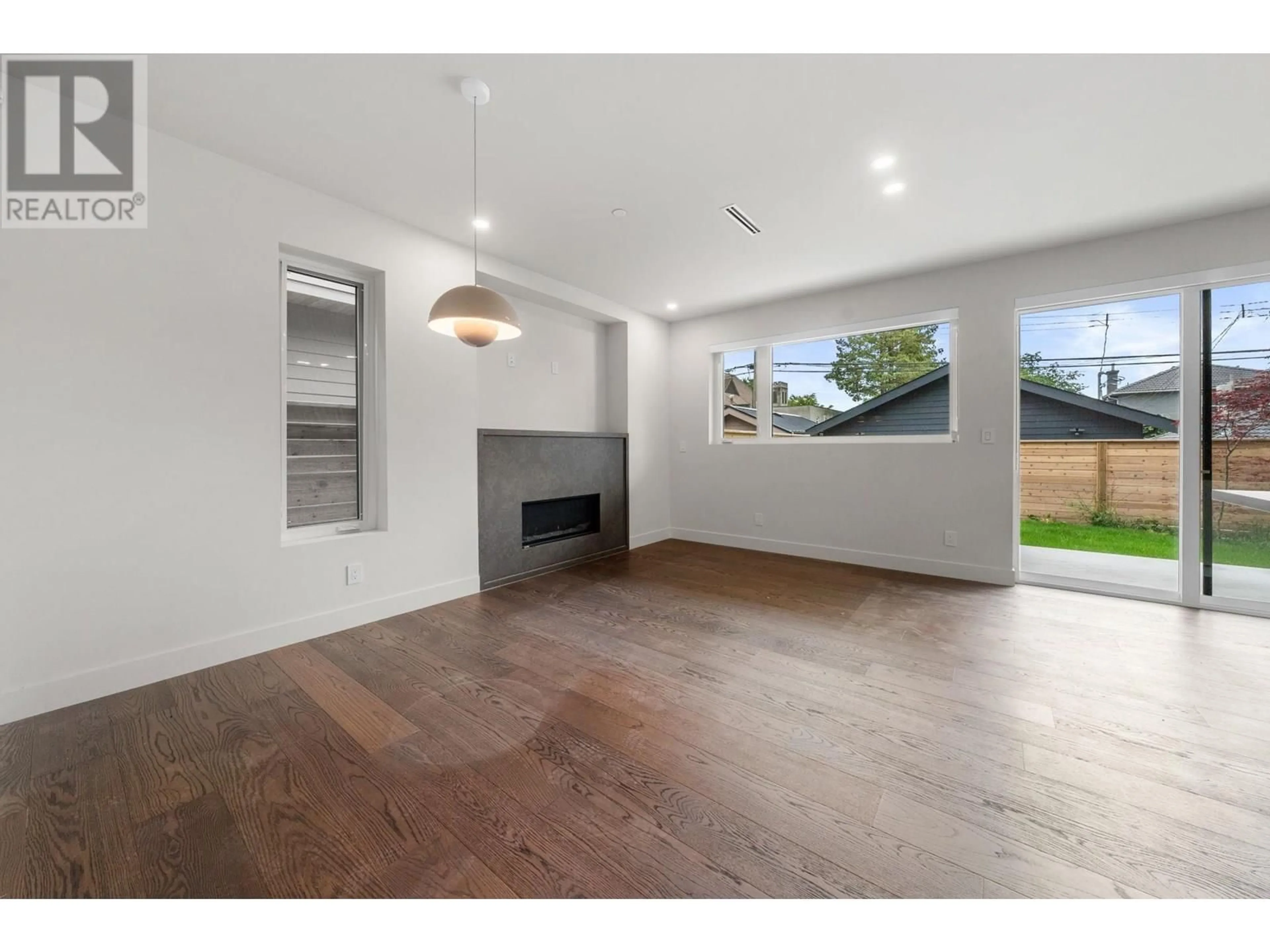 A pic of a room for 2 - 620 46TH AVENUE, Vancouver British Columbia V5W2A3