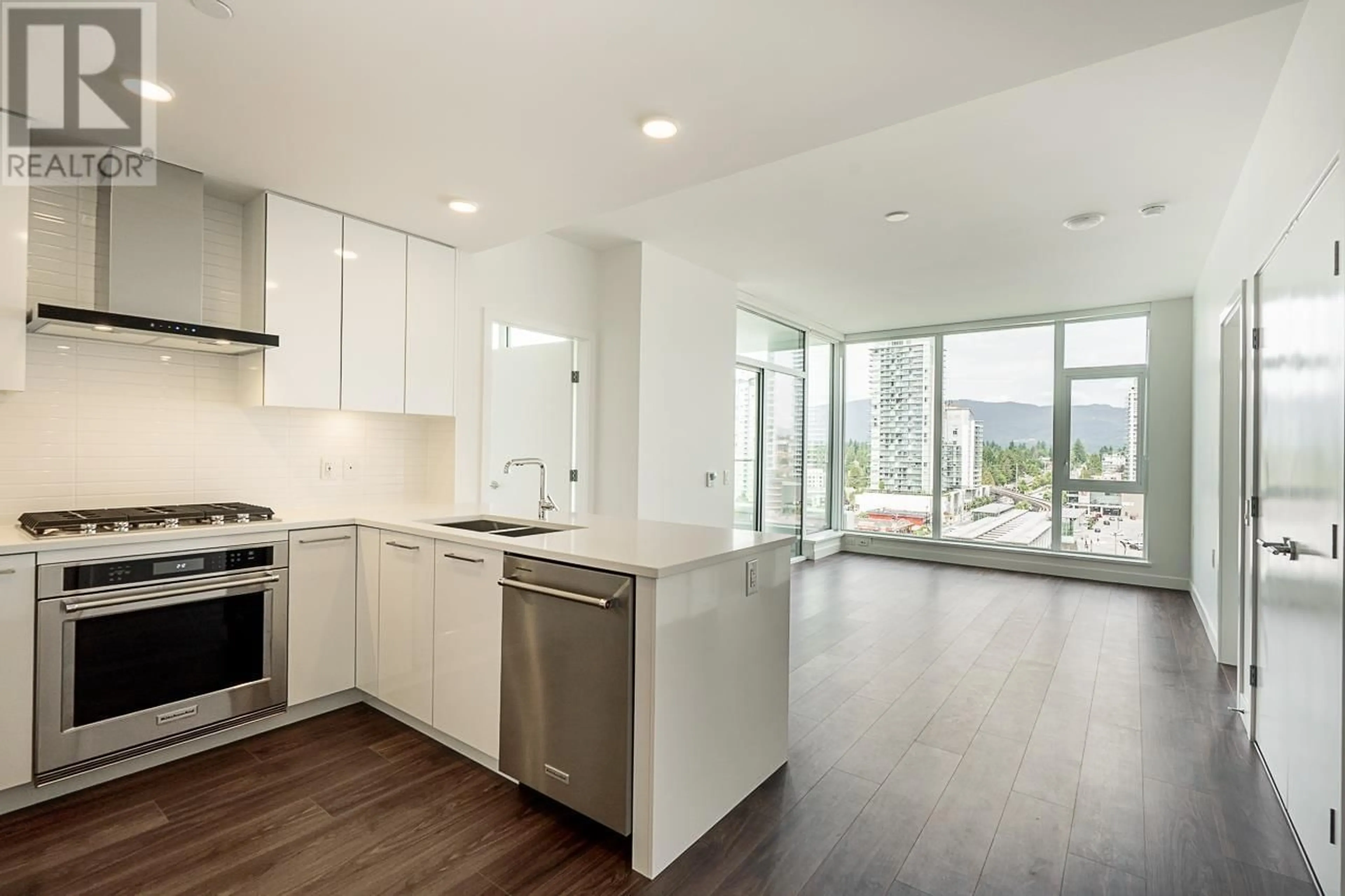 Open concept kitchen, unknown for 1302 - 518 CLARKE ROAD, Coquitlam British Columbia V3J3X2