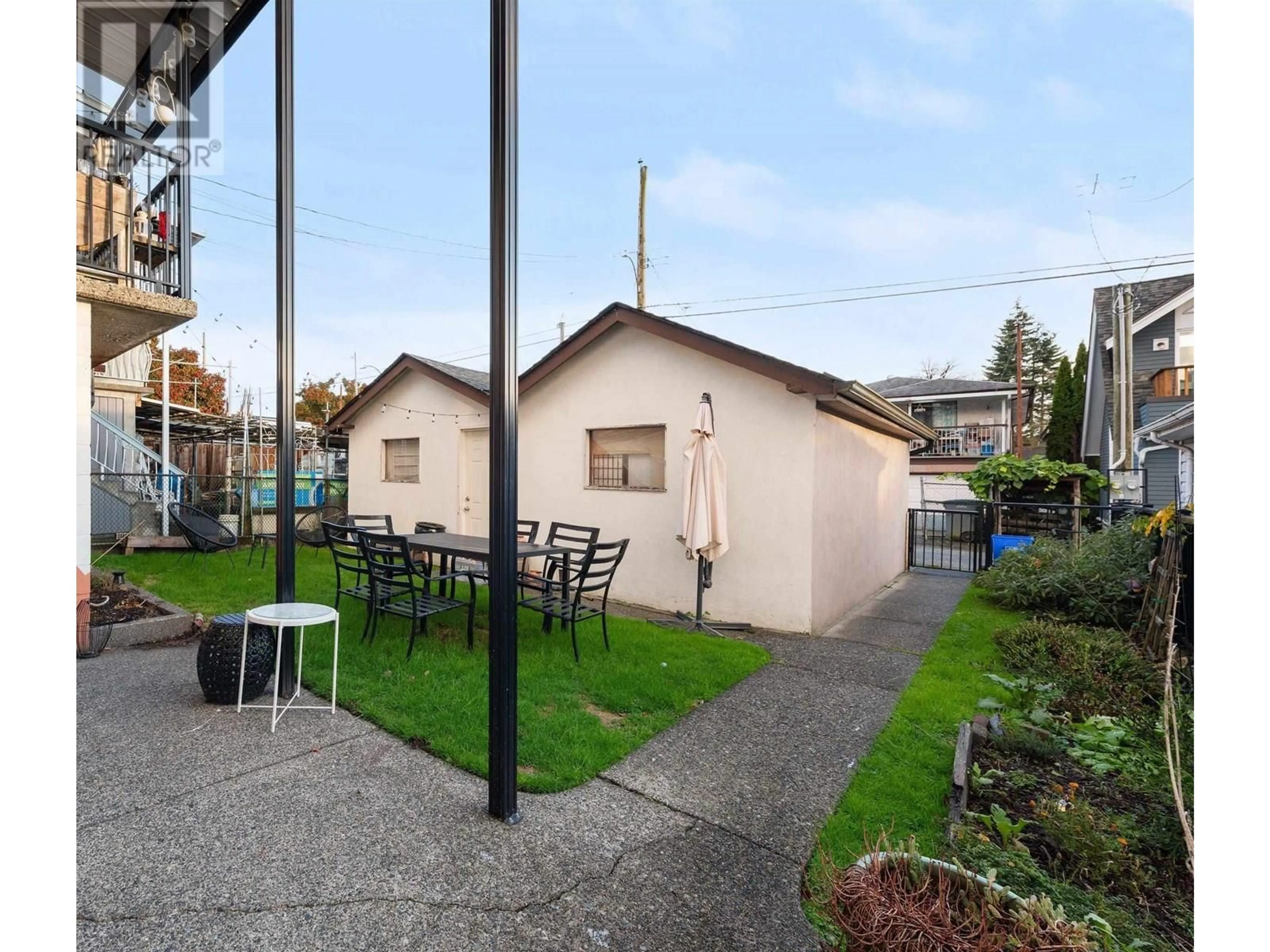 Patio, street for 2590 GEORGIA STREET, Vancouver British Columbia V5K2J7