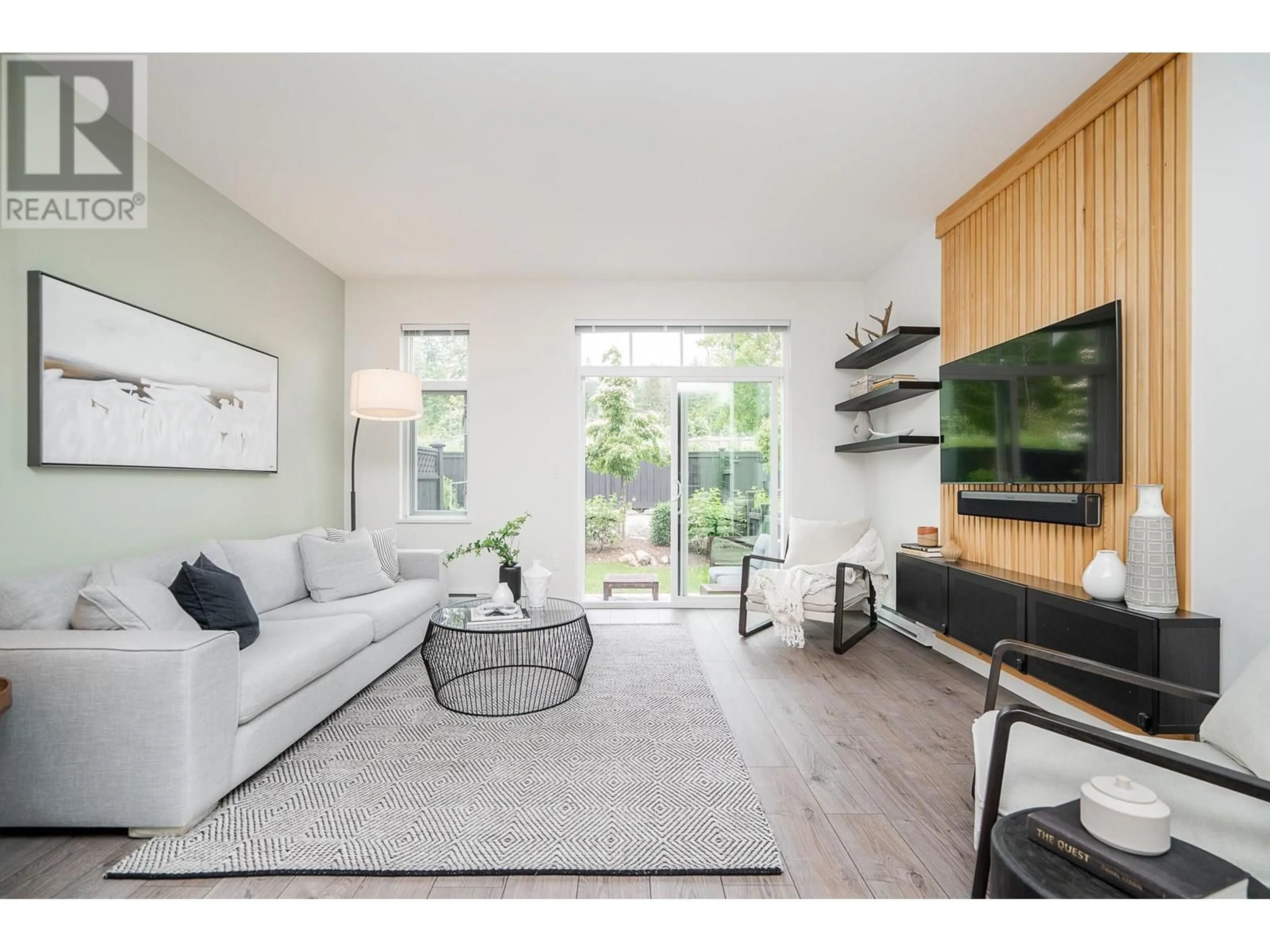 Living room with furniture, unknown for 136 - 3565 BAYCREST AVENUE, Coquitlam British Columbia V3B2W7