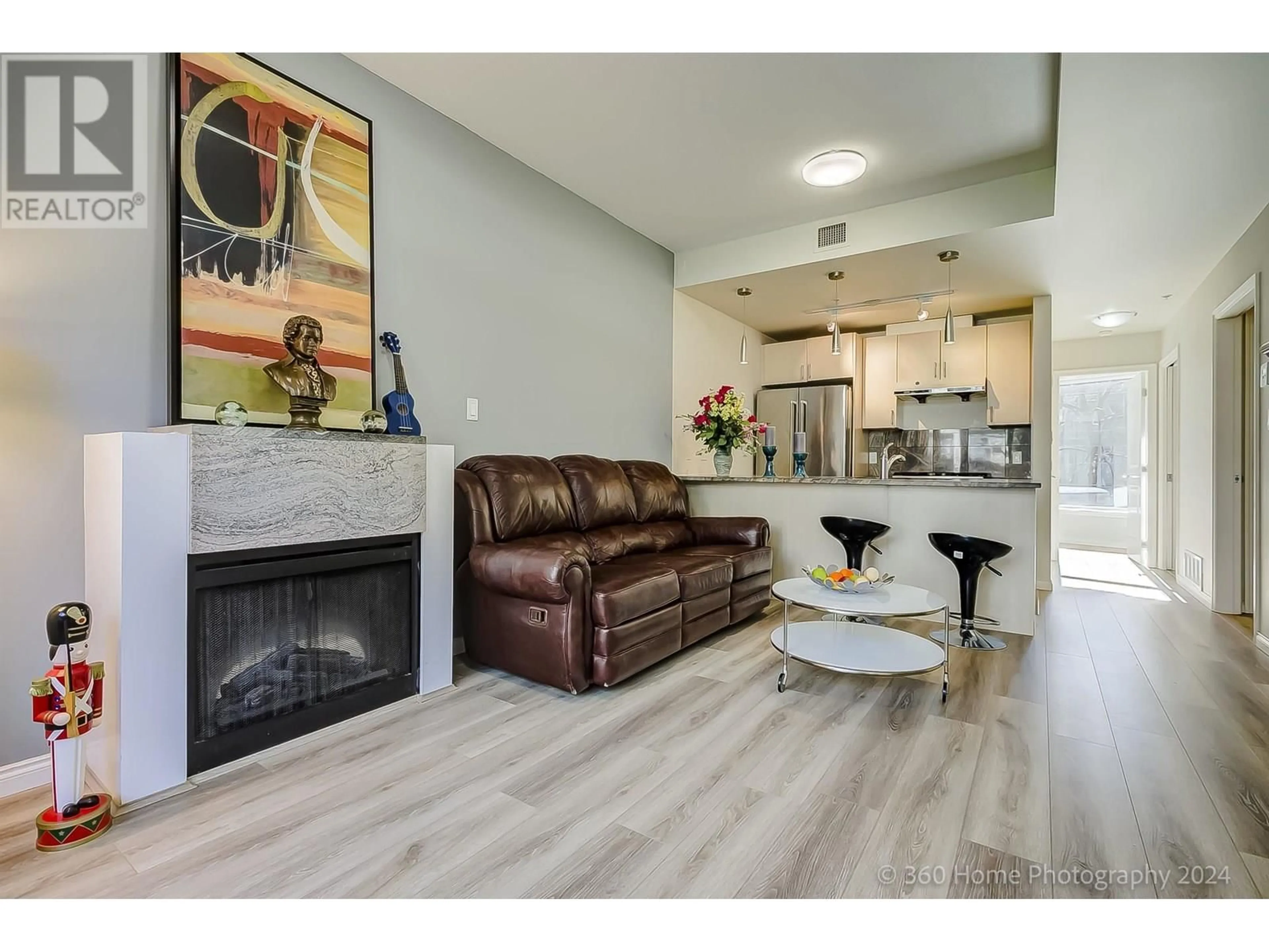 Living room with furniture, unknown for 303 - 1211 MELVILLE STREET, Vancouver British Columbia V6E0A7
