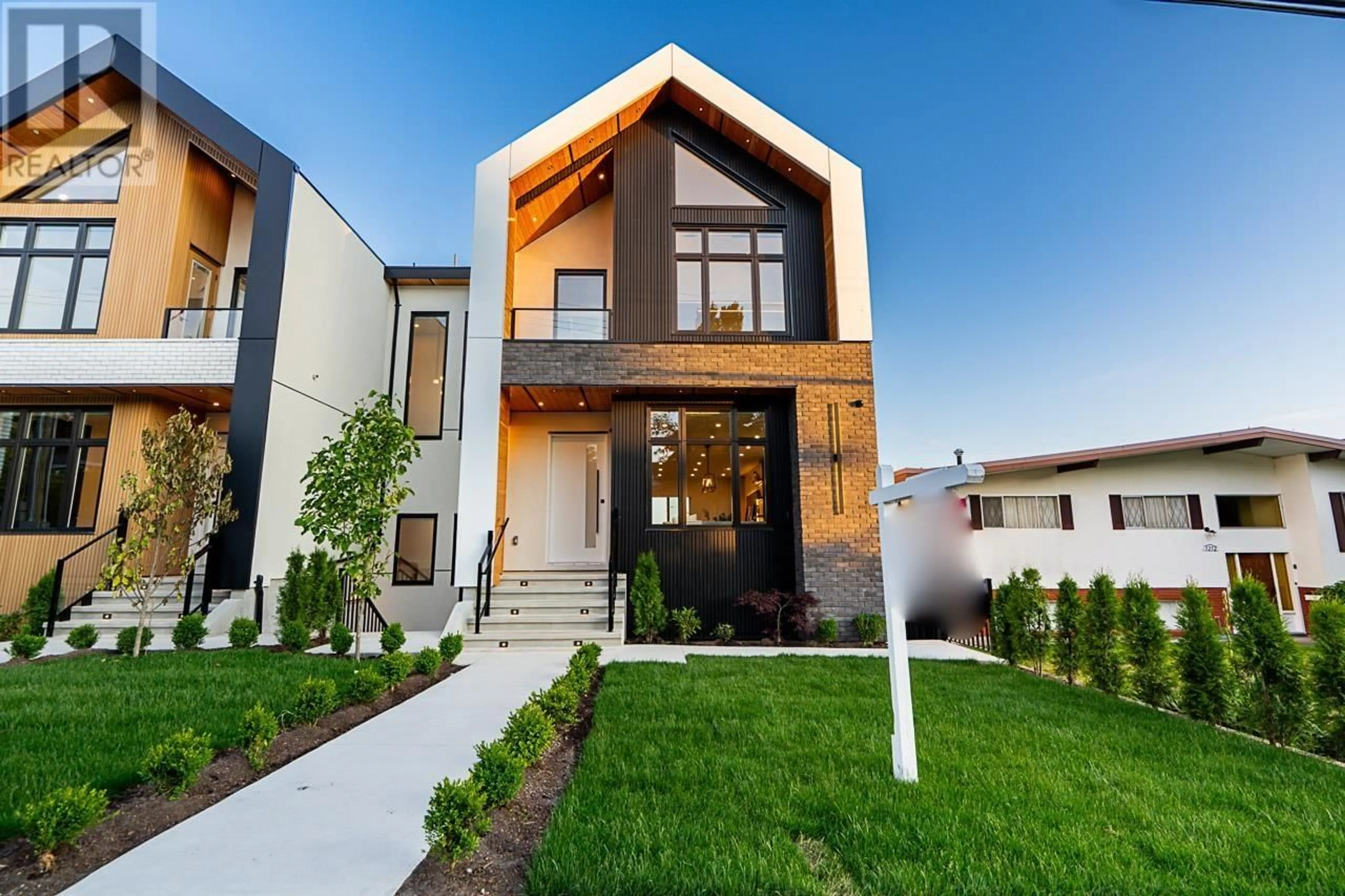 Home with brick exterior material, street for B - 5280 VENABLES STREET, Burnaby British Columbia V5B1Y1