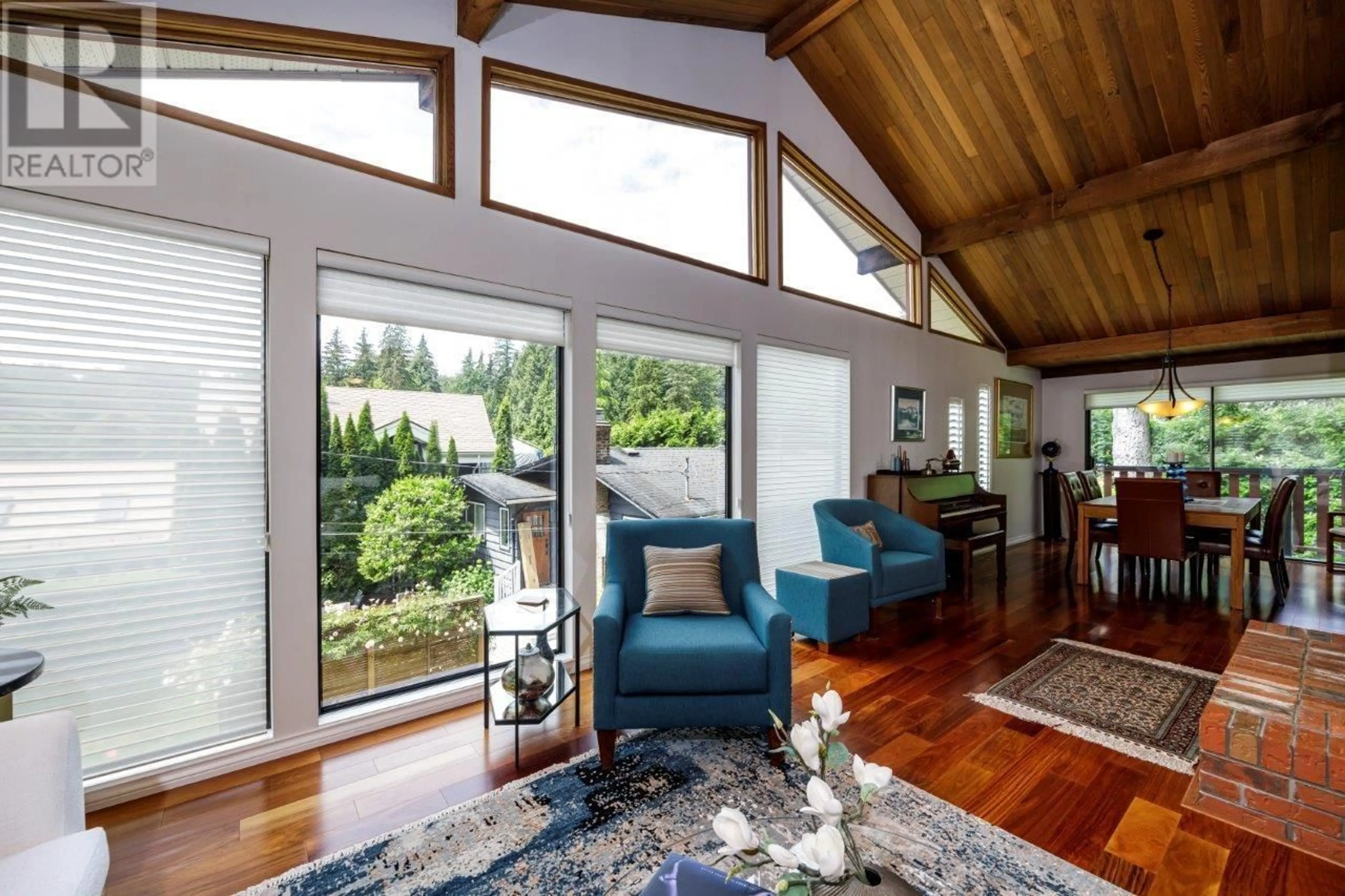 Unknown for 4588 CLIFFMONT ROAD, North Vancouver British Columbia V7G1J9