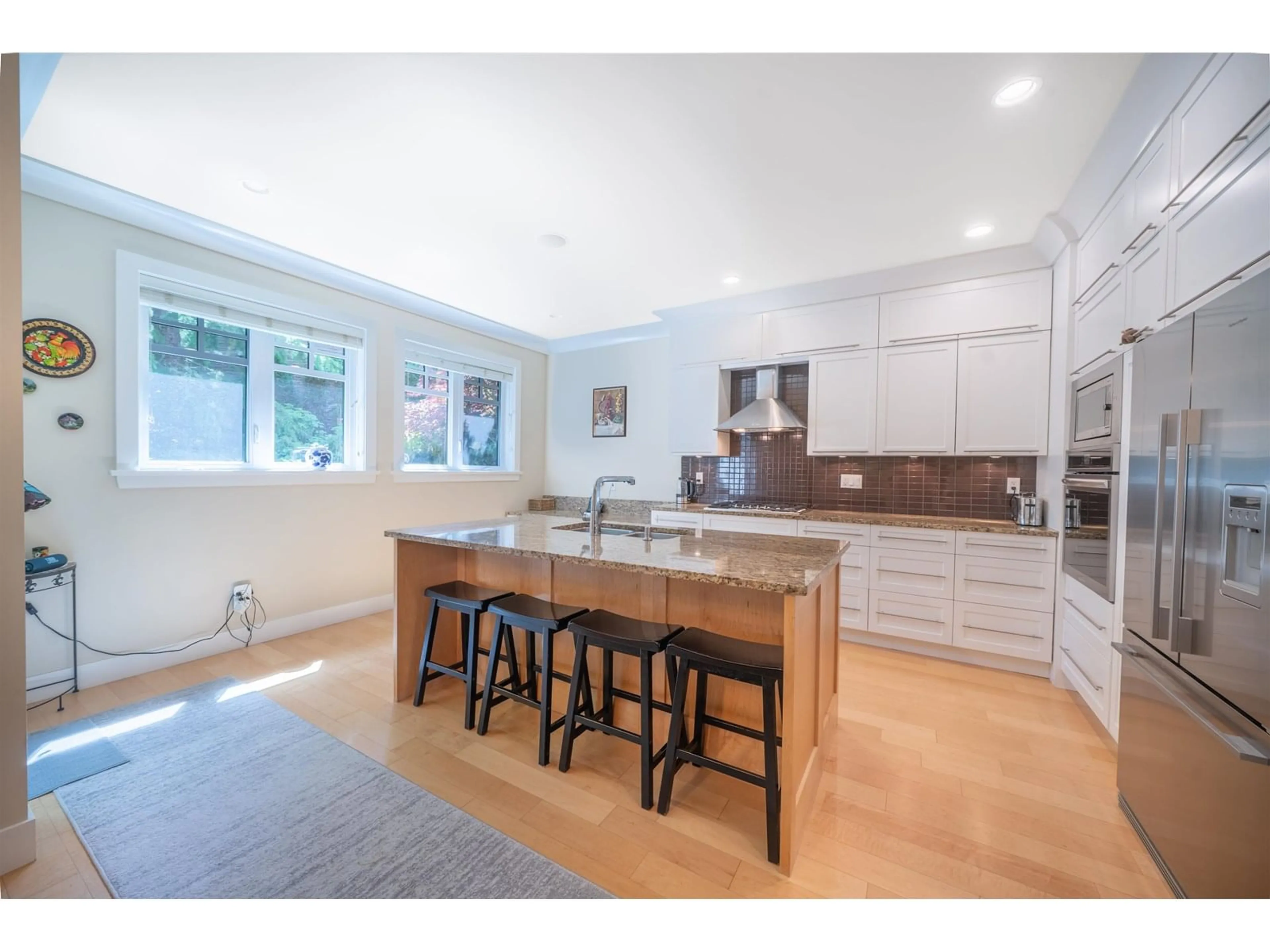 Open concept kitchen, unknown for 75 - 3109 161, Surrey British Columbia V3Z2K4