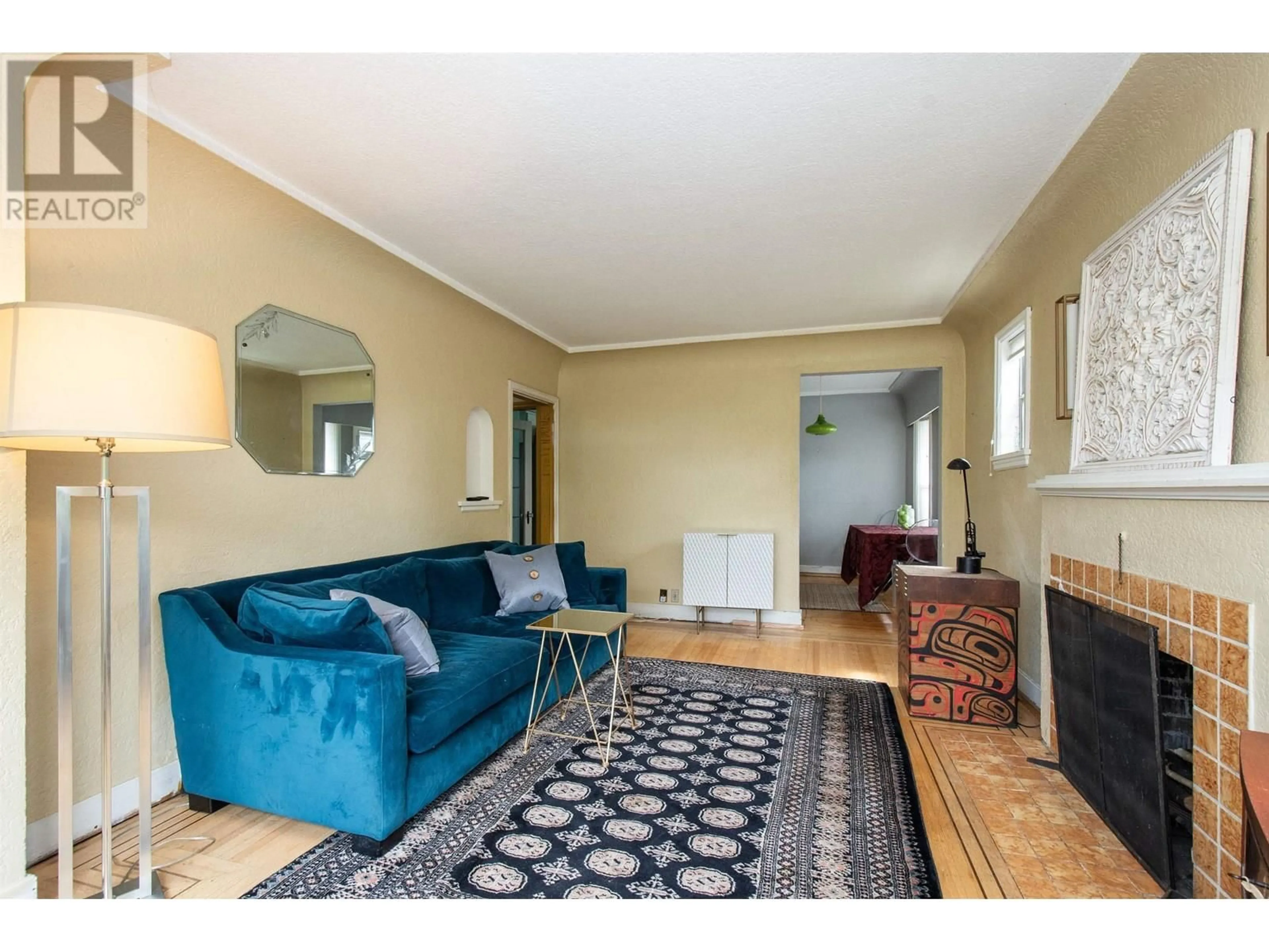 Living room with furniture, unknown for 2686 NANAIMO STREET, Vancouver British Columbia V5N5E7