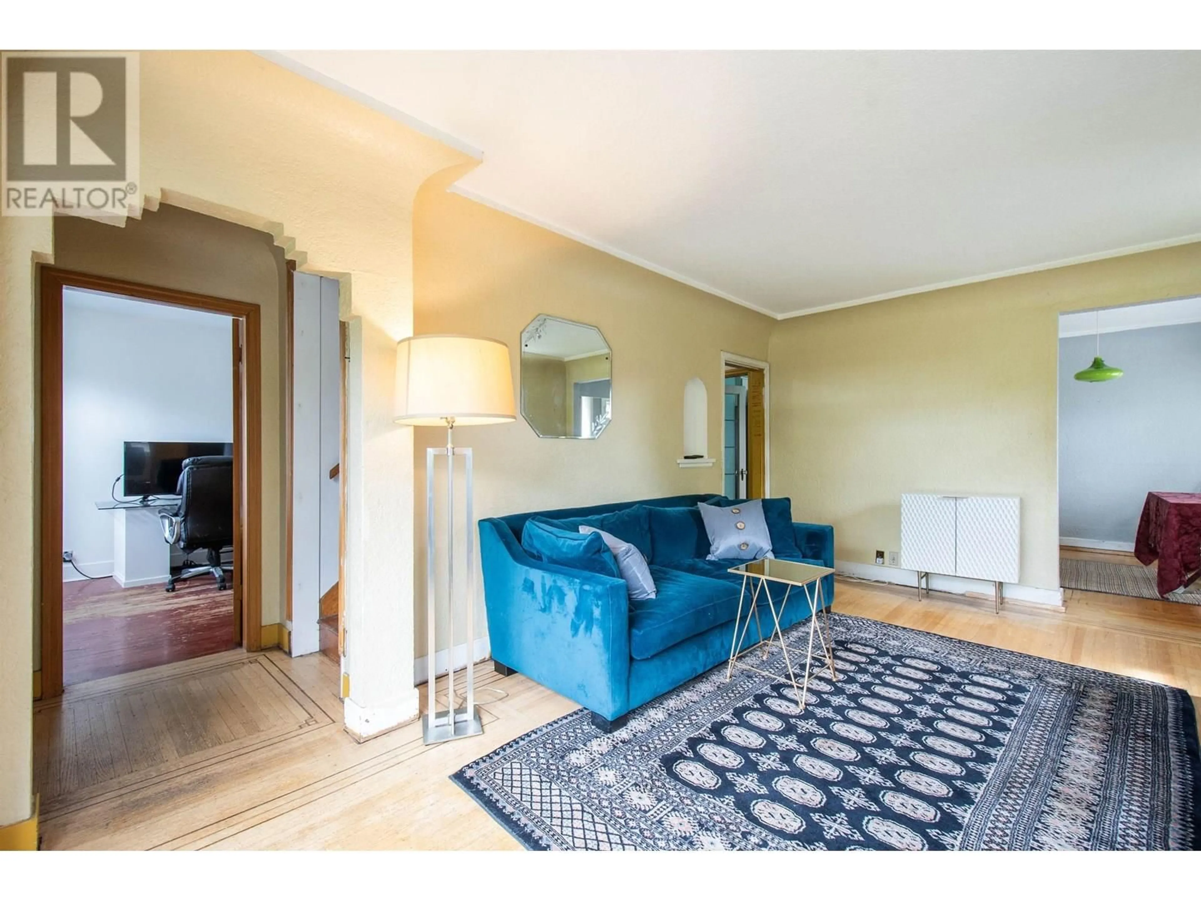Living room with furniture, unknown for 2686 NANAIMO STREET, Vancouver British Columbia V5N5E7