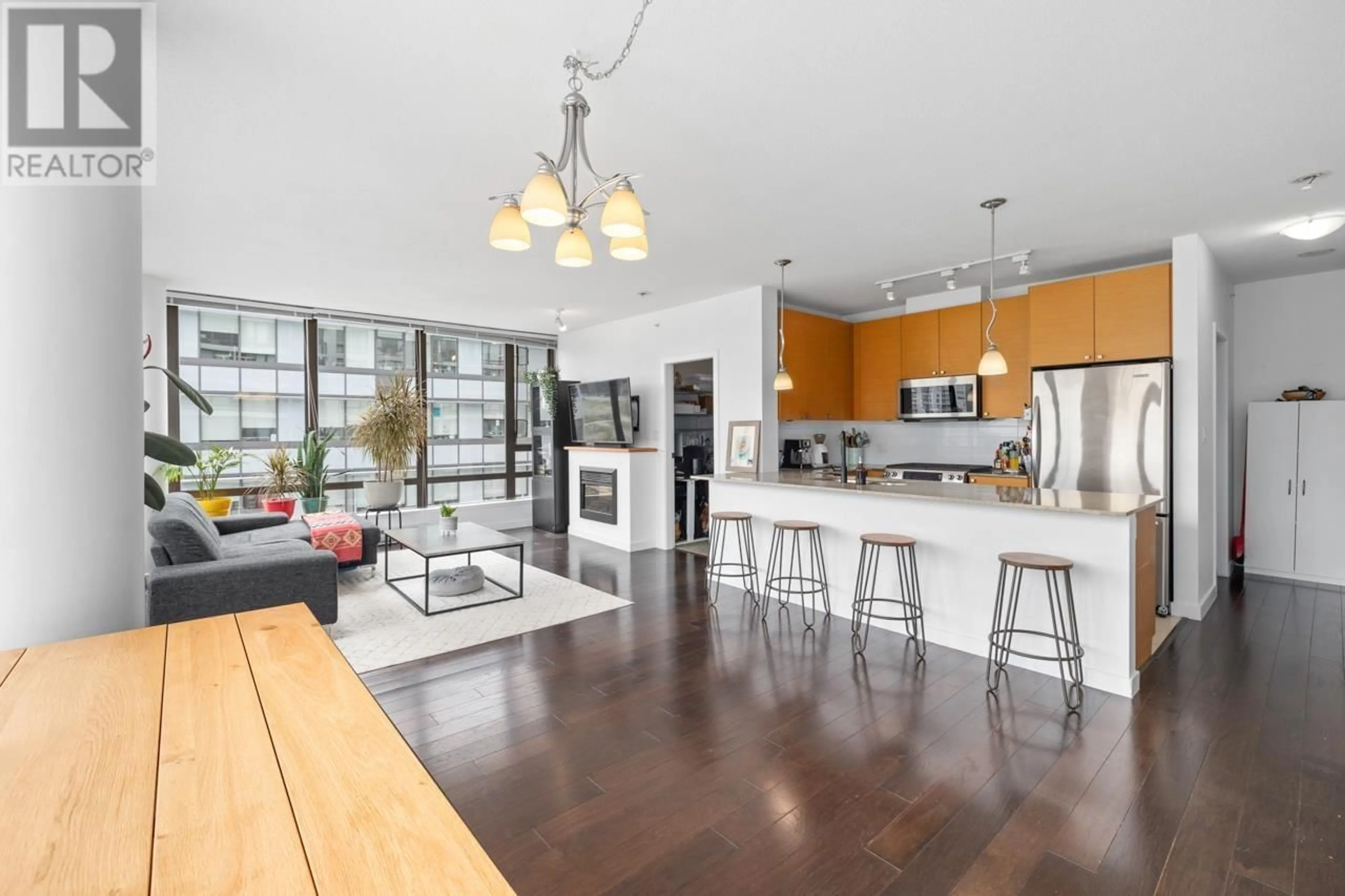 Open concept kitchen, unknown for 808 - 400 CAPILANO ROAD, Port Moody British Columbia V3H0E1