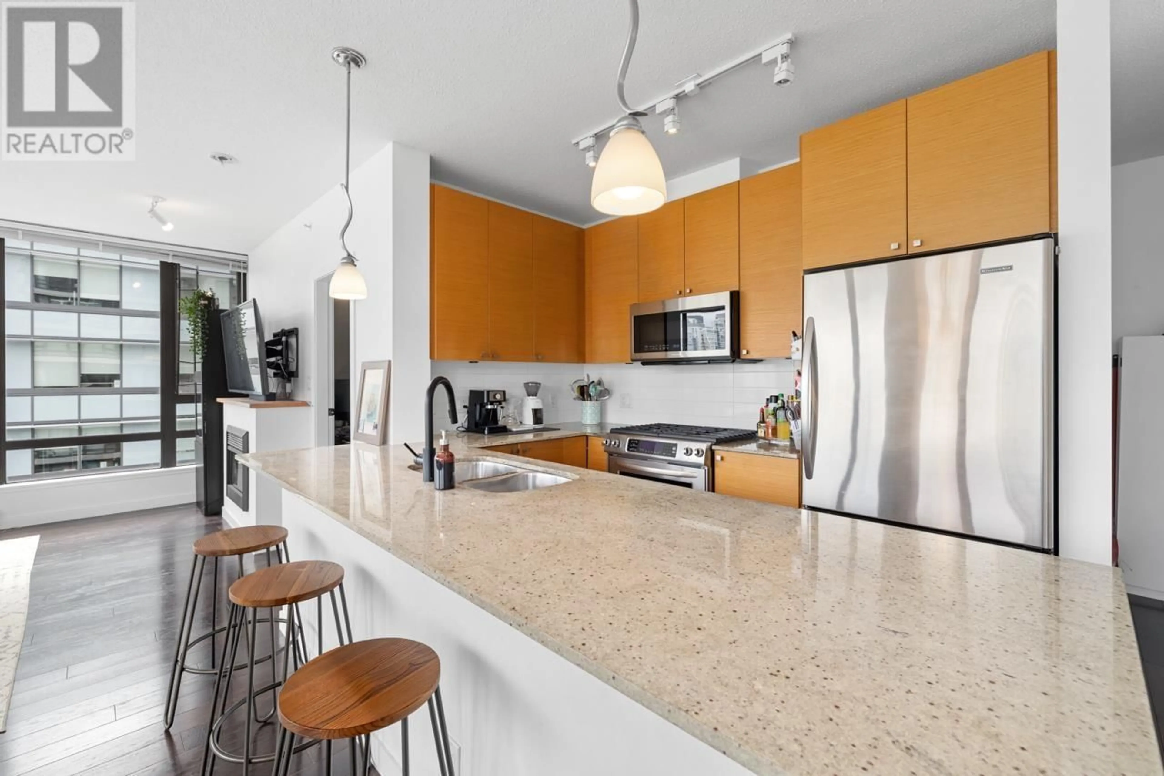 Open concept kitchen, ceramic/tile floor for 808 - 400 CAPILANO ROAD, Port Moody British Columbia V3H0E1